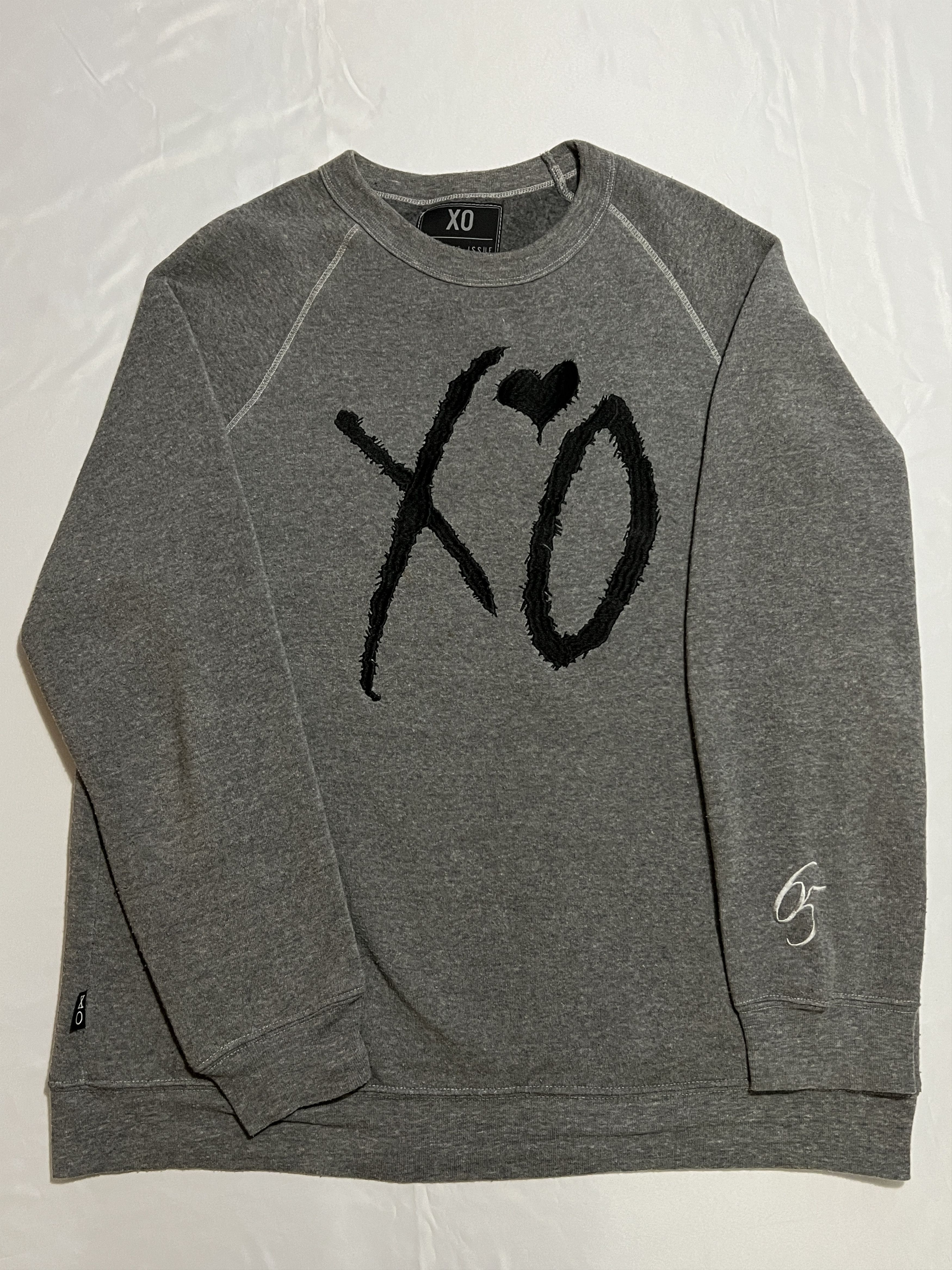 The Weeknd The Weeknd Official Issue XO Cut & Sewn Fleece Crewneck Size US XL / EU 56 / 4 - 2 Thumbnail