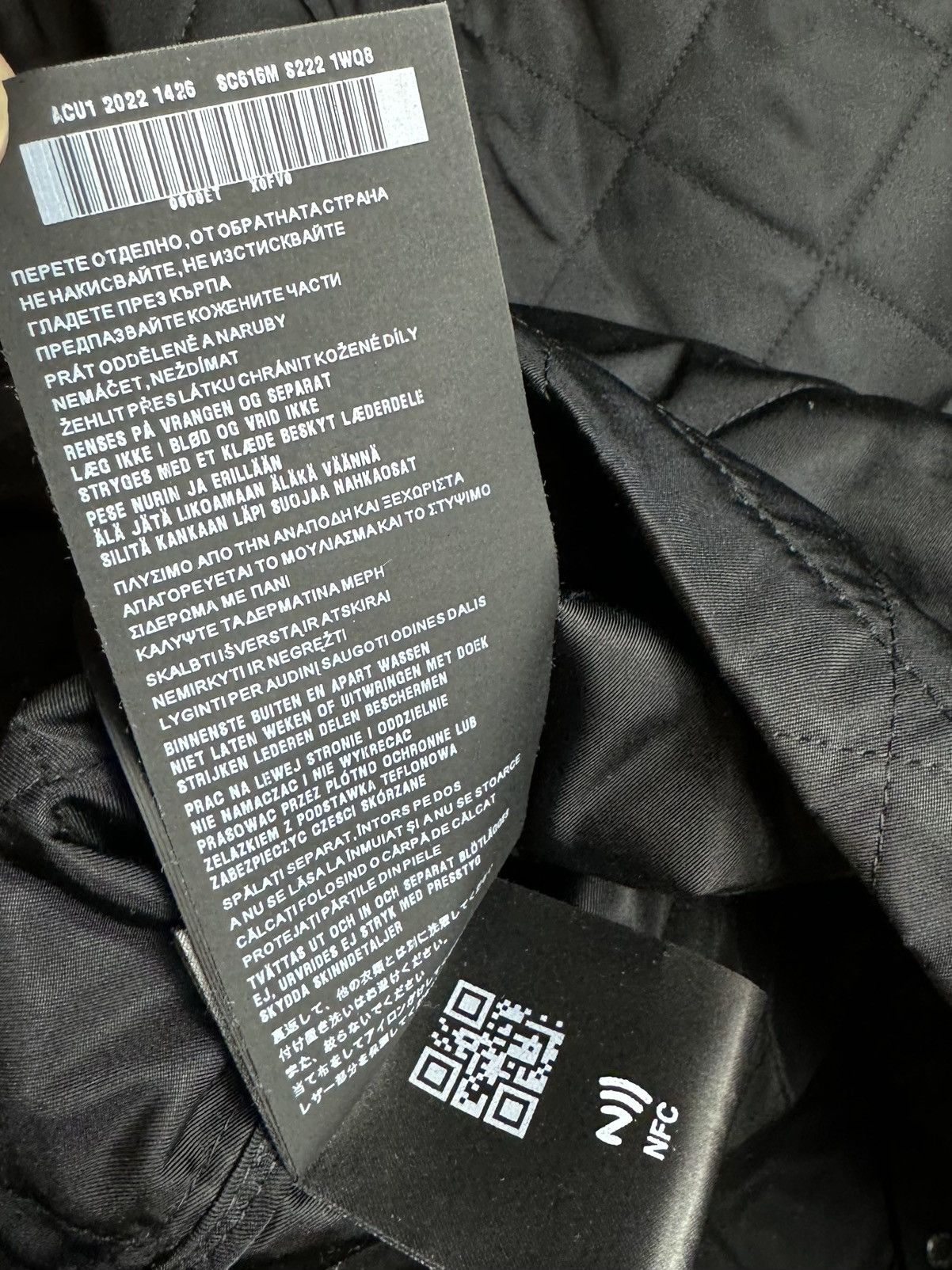 Prada Prada Re-Nylon Black Quilted Snap Jacket - Large Size US L / EU 52-54 / 3 - 11 Thumbnail