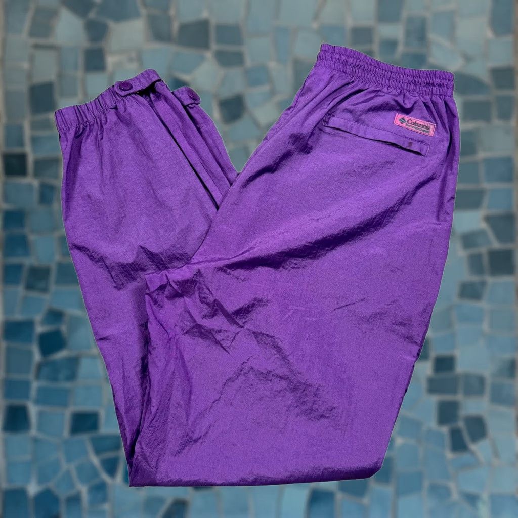 Vintage VINTAGE Columbia Sweatpants Women's L Jogger Purple Nylon Ankle Zip Snaps 90s Athleisure Casual Activewear Womens Size 36" / US 14 / IT 50 - 1 Thumbnail