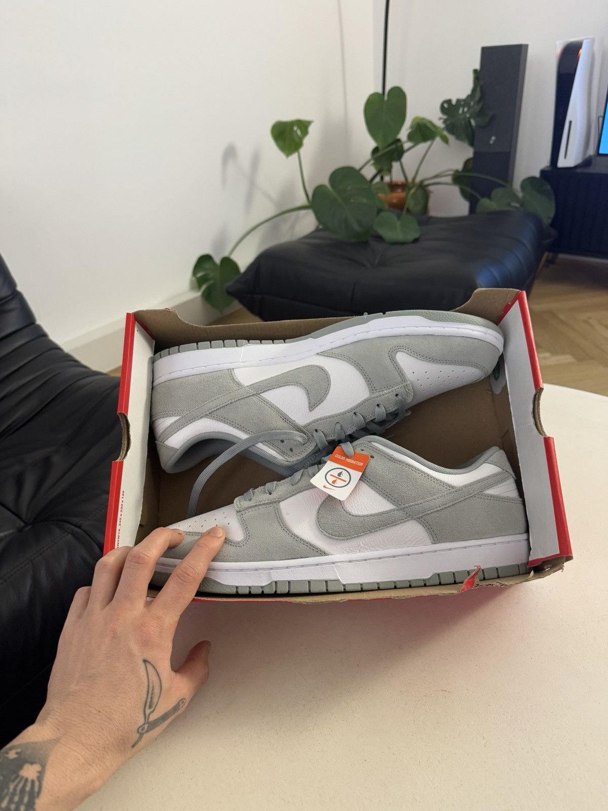 Nike RARE BIG SIZE 15US Nike Dunk Low Retro SE Sneakers Hype Grey Size US 15 / EU 48 - 2 Thumbnail