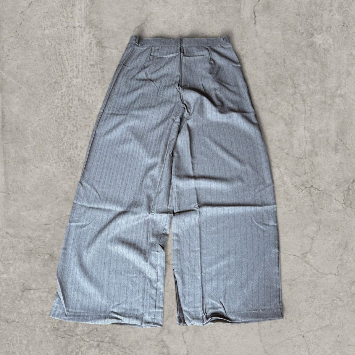Japanese Brand Wide leg Japanese style trousers in beige pinstripe. Size L Size US 34 / EU 50 - 4 Thumbnail