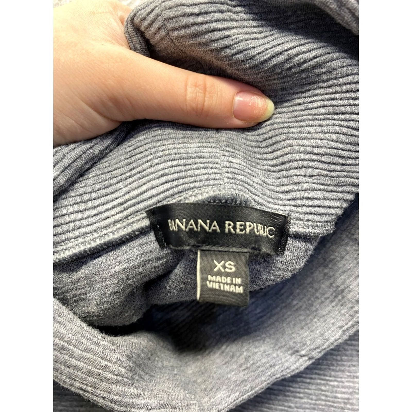 Banana Republic VINTAGE Banana Republic Gray Sleeveless Turtleneck Dress XS Women Midi Knee Length Ribbed Zippers Bodycon Size XS / US 0-2 / IT 36-38 - 4 Thumbnail