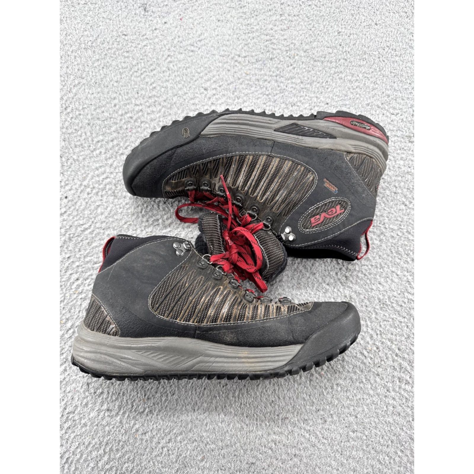 Teva Teva Event Women’s Sneaker Size 9 Multicolor Waterproof Spider Rubber Size US 9 / IT 39 - 3 Thumbnail