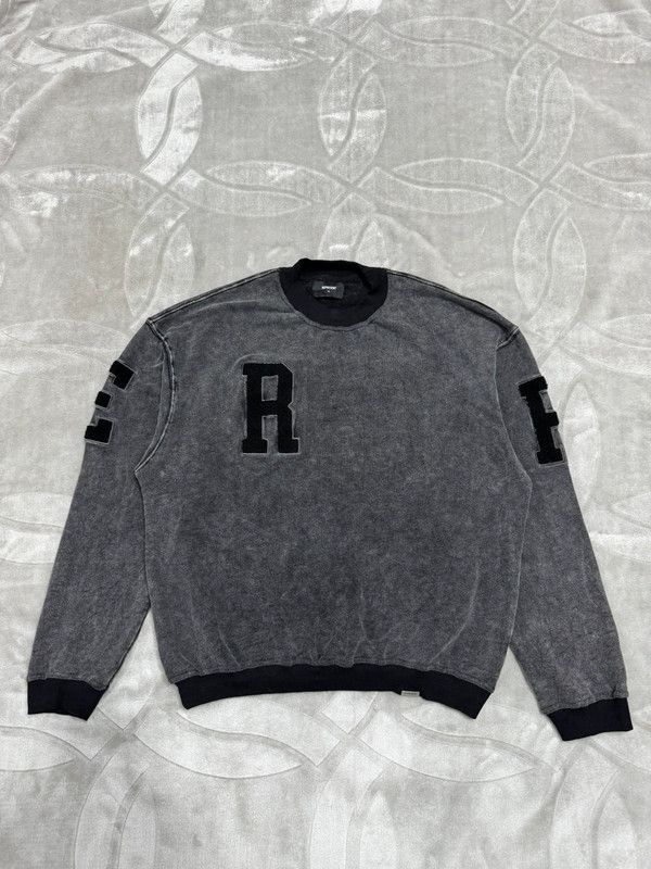 Represent Clo. Represent Clo Washed Boxy Crewneck Sweatshirt College XL Size US XL / EU 56 / 4 - 1 Thumbnail