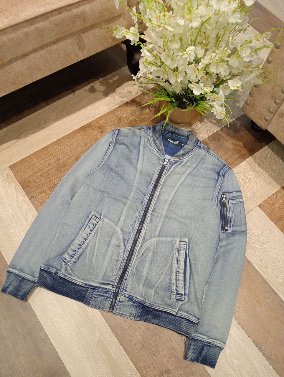 Japanese Brand CAVARIA JAPAN WASHED DENIM BOMBER JACKET - SIZE 46 Size US M / EU 48-50 / 2 - 3 Thumbnail