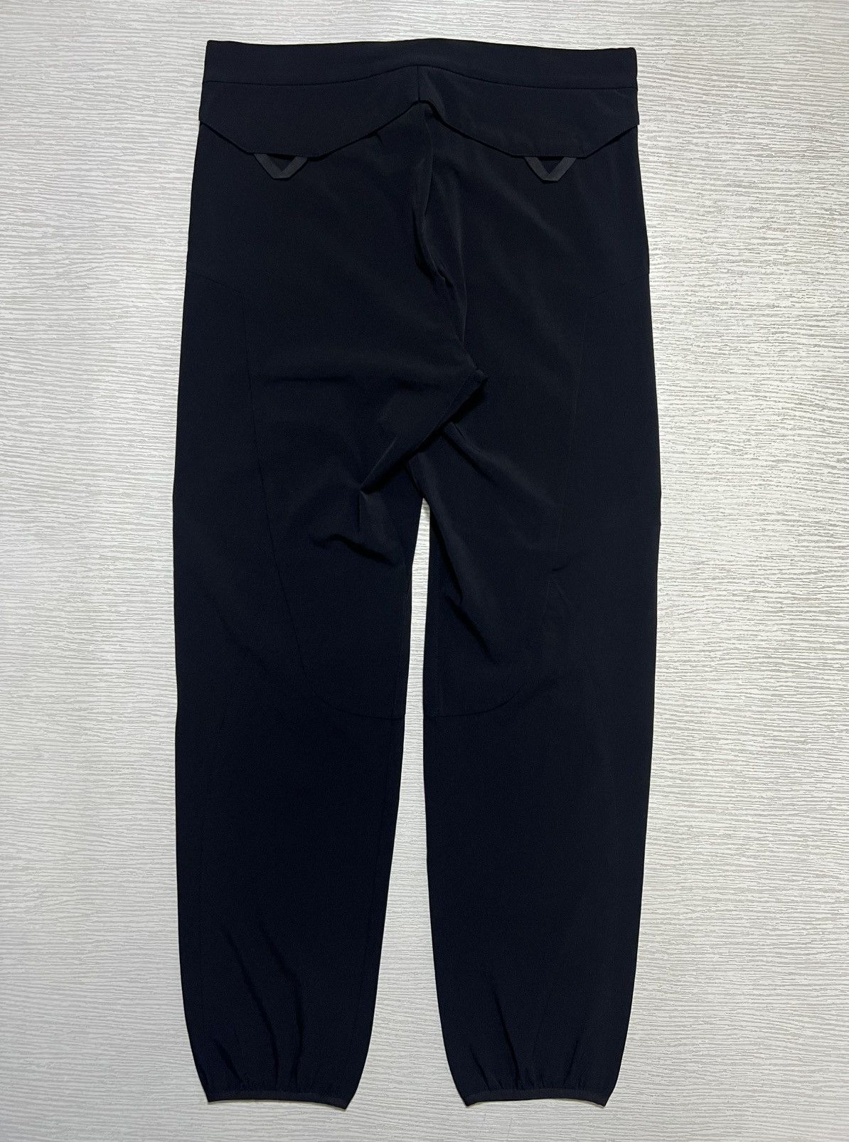 Undercover Undercover - A/W ‘10-11 - Nylon 3D Cut Cargo Pants Size US 31 - 2 Thumbnail