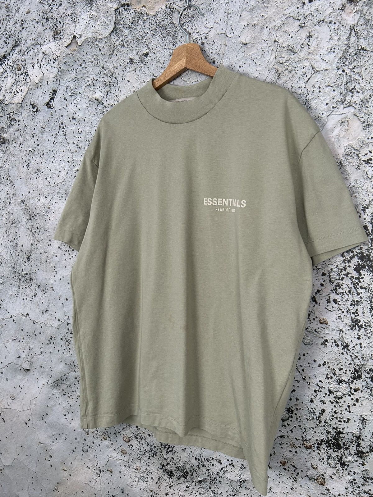 Essentials Fear Of God Essentials Green Beige Streetwear Baggy Tee Size US S / EU 44-46 / 1 - 2 Thumbnail