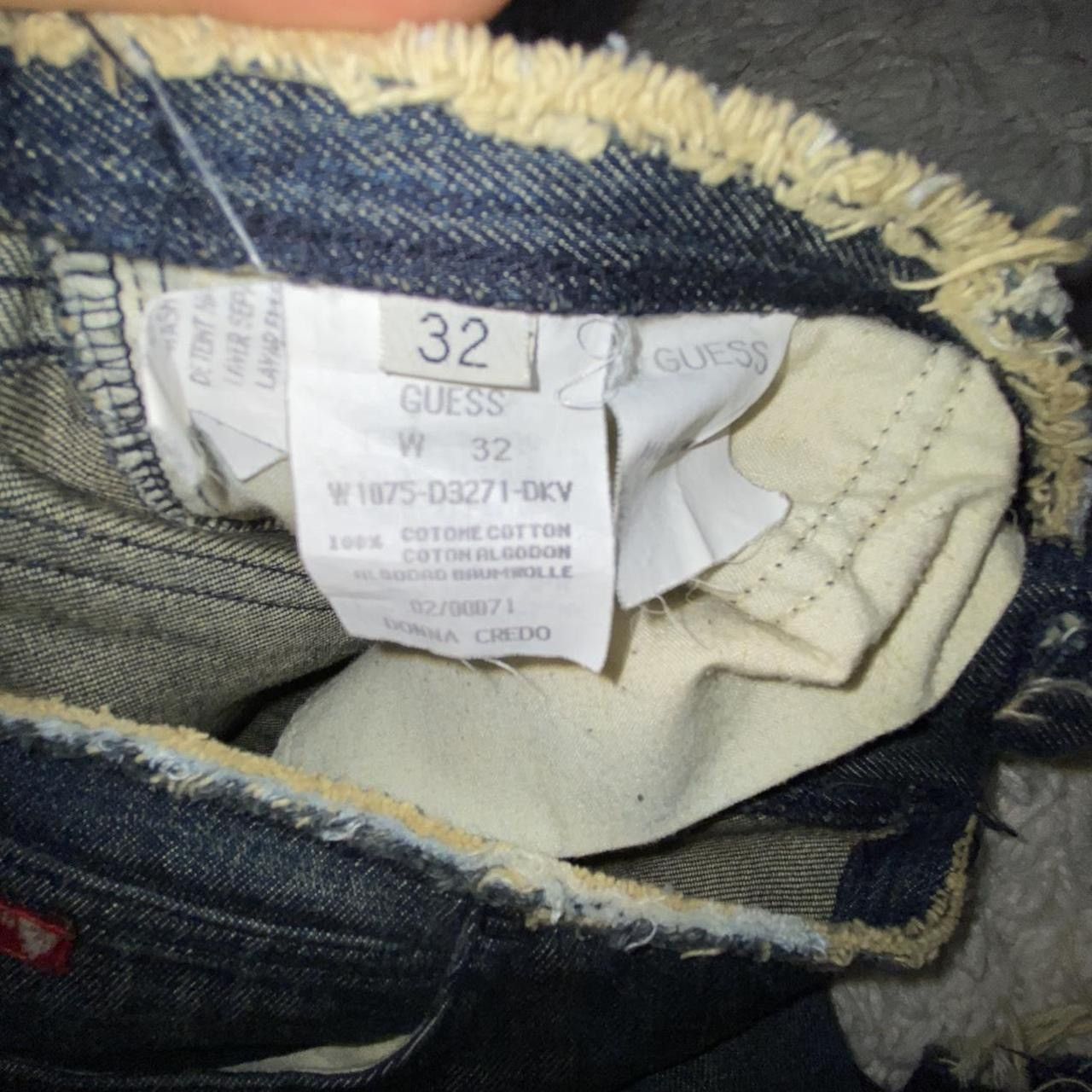 Guess GUESS Denim Capri Pant Low-Rise Distressed Y2K Size 32" / US 10 / IT 46 - 4 Thumbnail