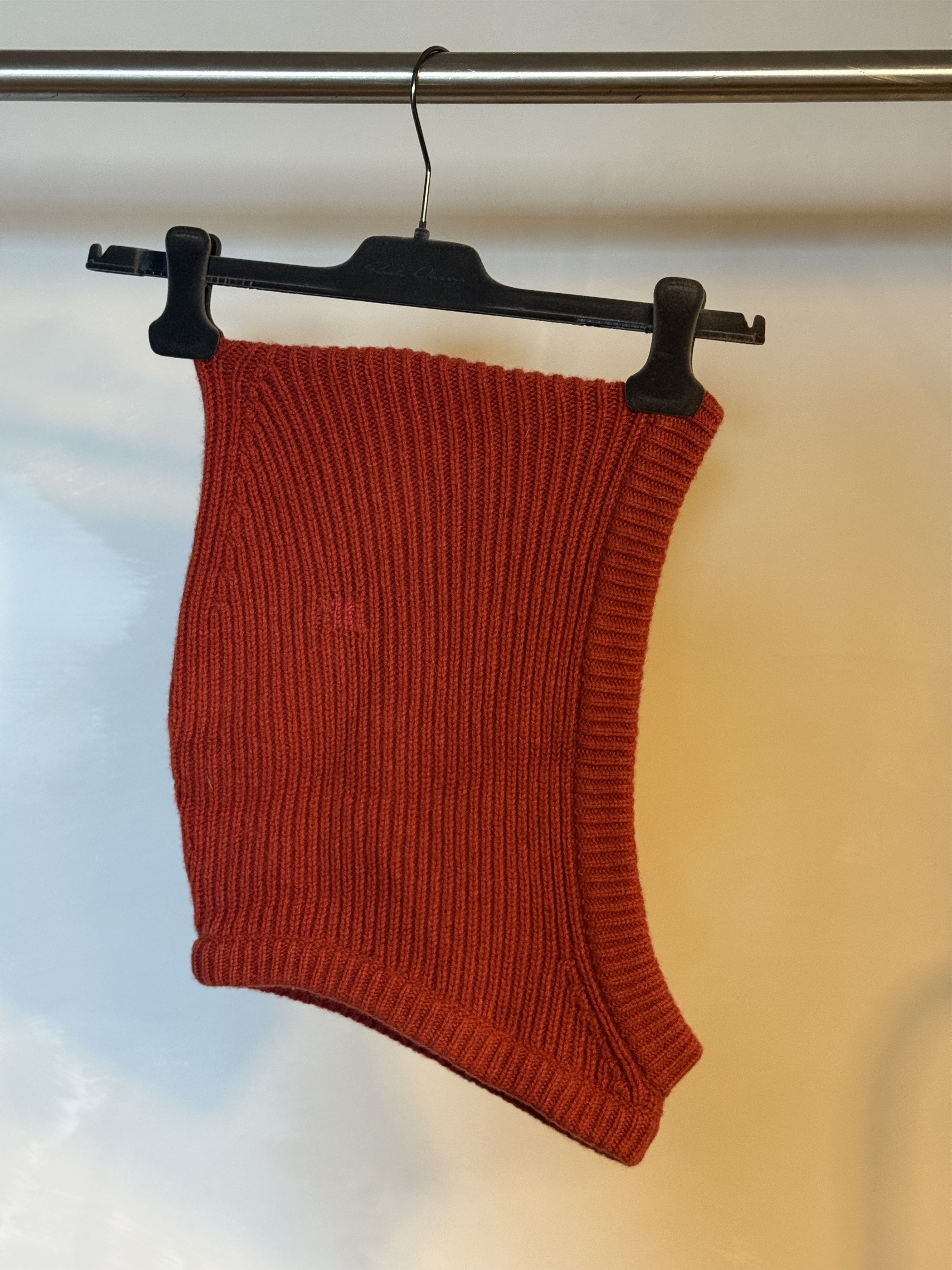Rick Owens Rick Owens Carnelian Red Cashmere Hood, Repaired Size ONE SIZE - 1 Thumbnail