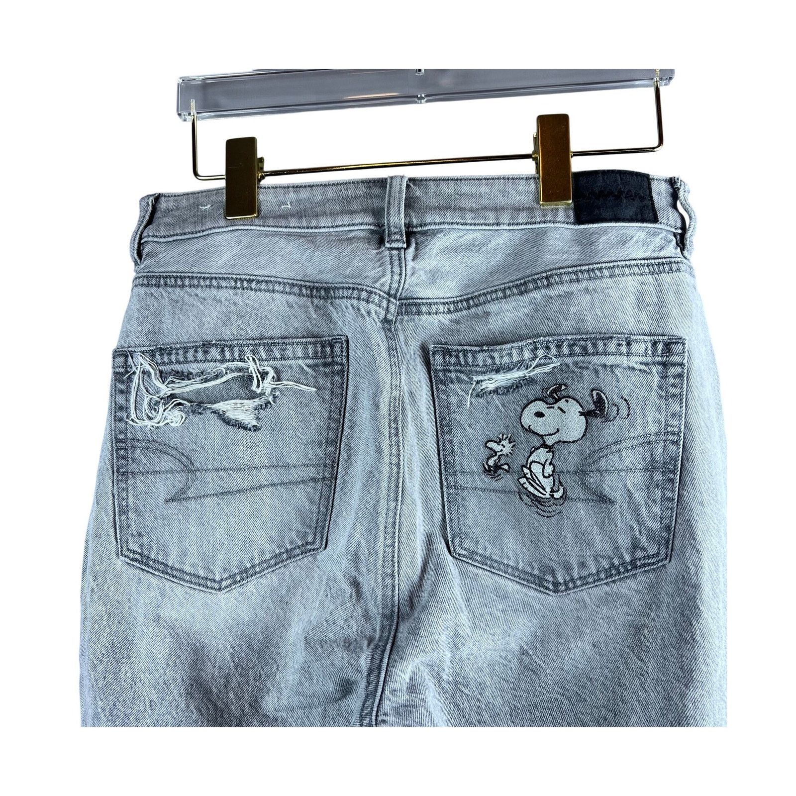 American Eagle Outfitters American Eagle x Peanuts Snoopy Distressed Mom Jeans Gray 8S Size 30" / US 8 / IT 44 - 5 Thumbnail
