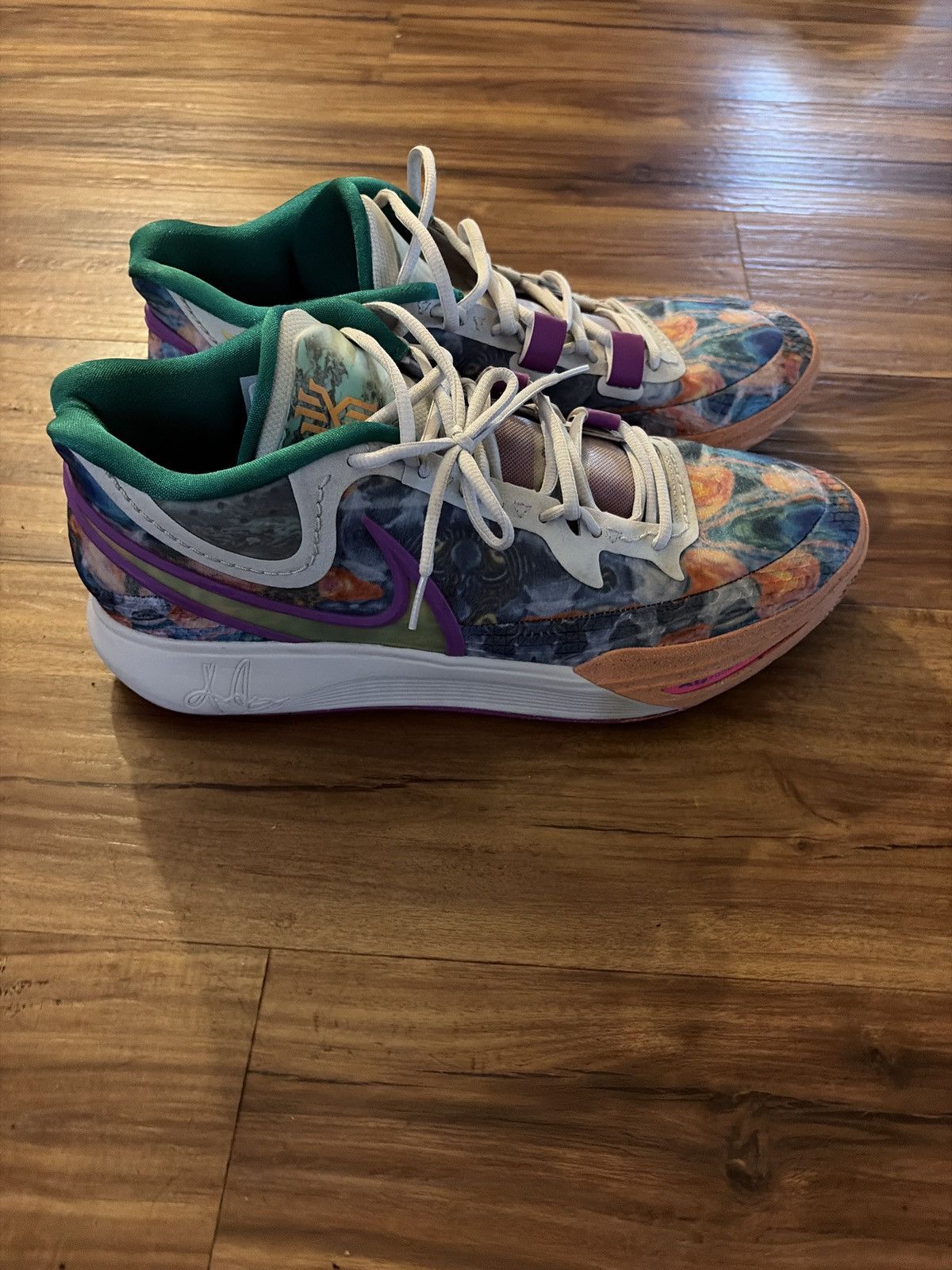 Nike Kyrie irving basketball shoes Size US 15 / EU 48 - 4 Thumbnail