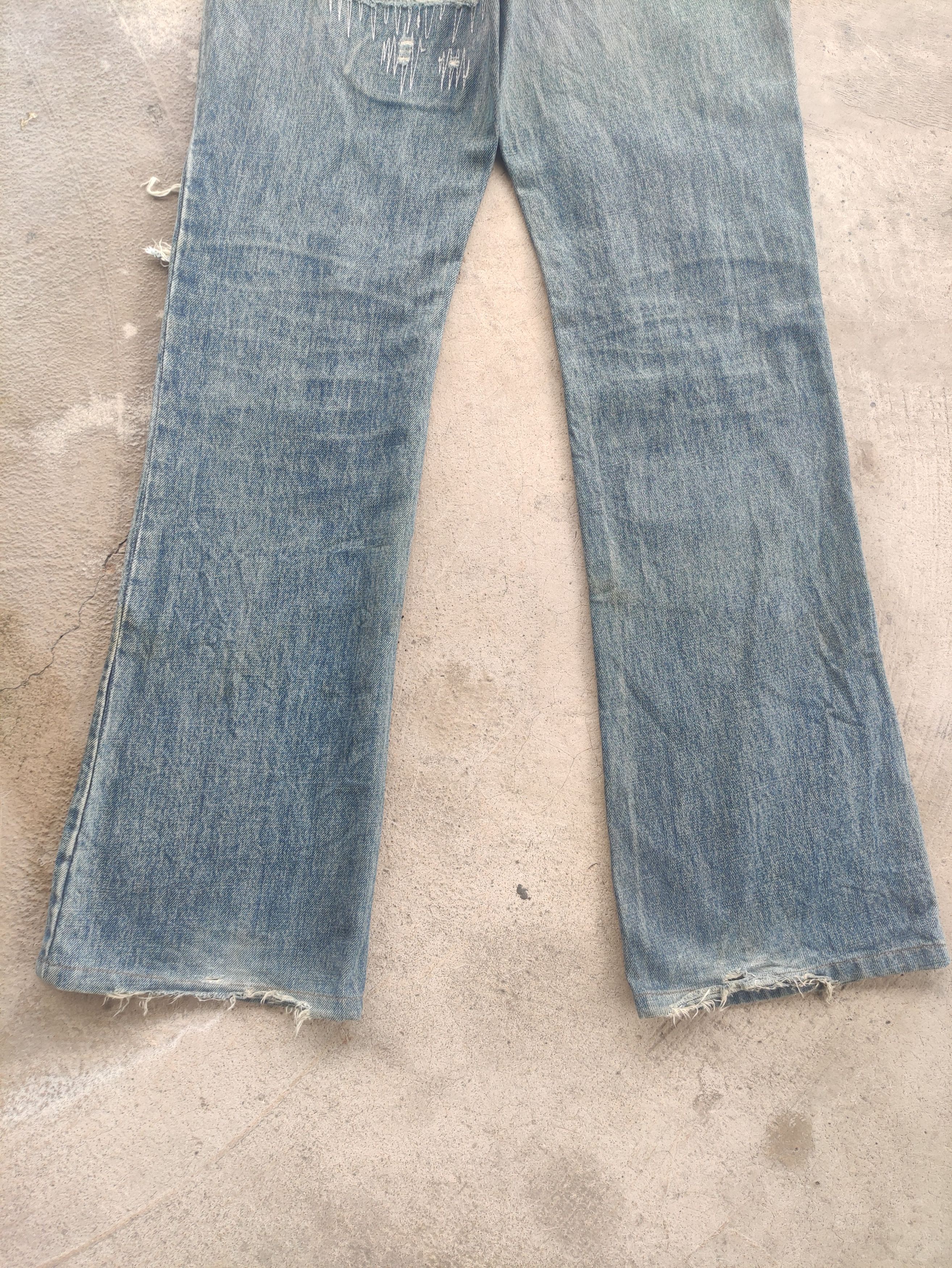 Japanese Brand Vintage Japanese Flare Denim Distressed Faded Jean Size US 34 / EU 50 - 11 Thumbnail