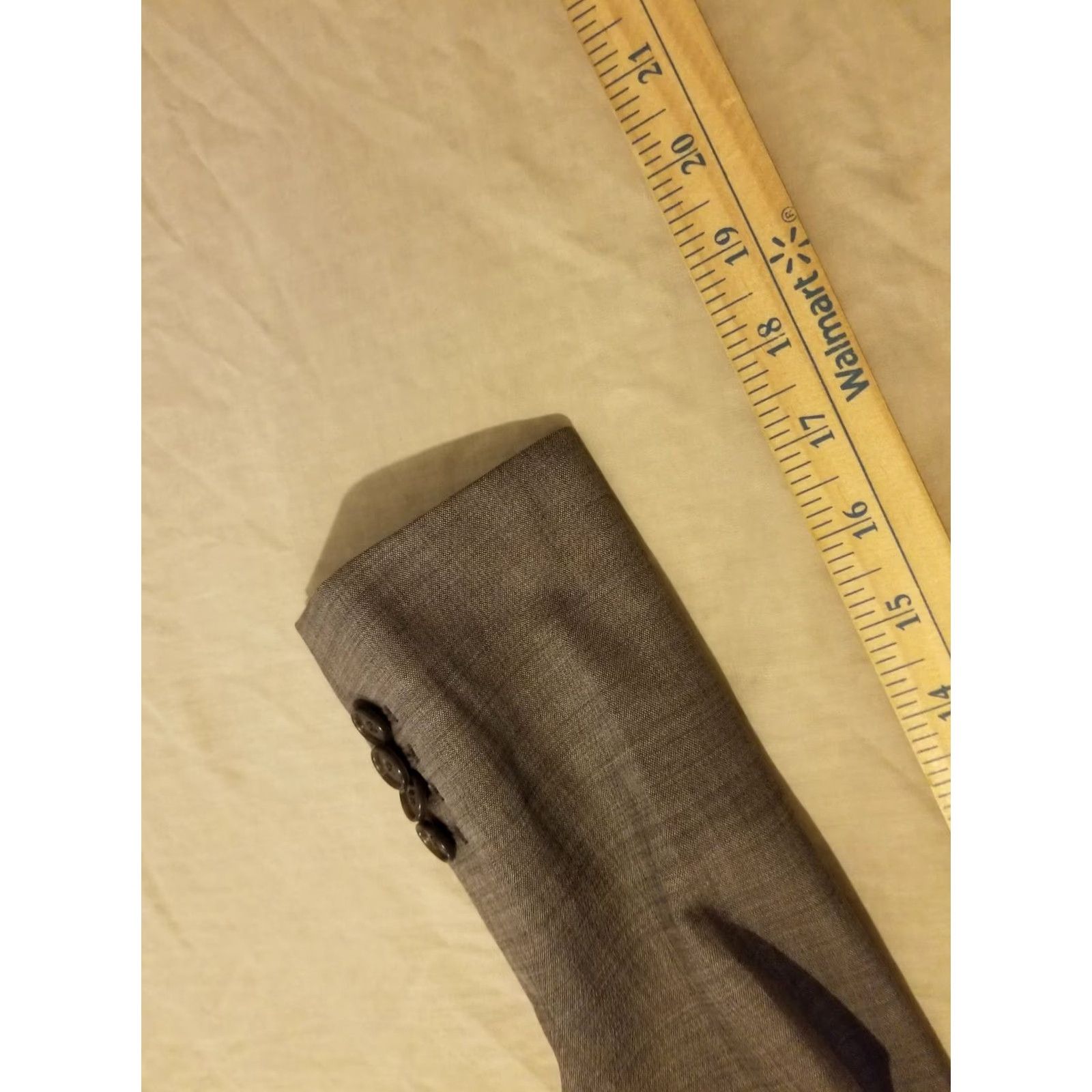 Ann Taylor VINTAGE? (No) Ann Taylor Wool Blazer Womens 0 Gray Jacket Basic Wool Blazer Women 0 Gray Womens Ann Taylor Blazer Wool Jacket Size XS / US 0-2 / IT 36-38 - 7 Thumbnail