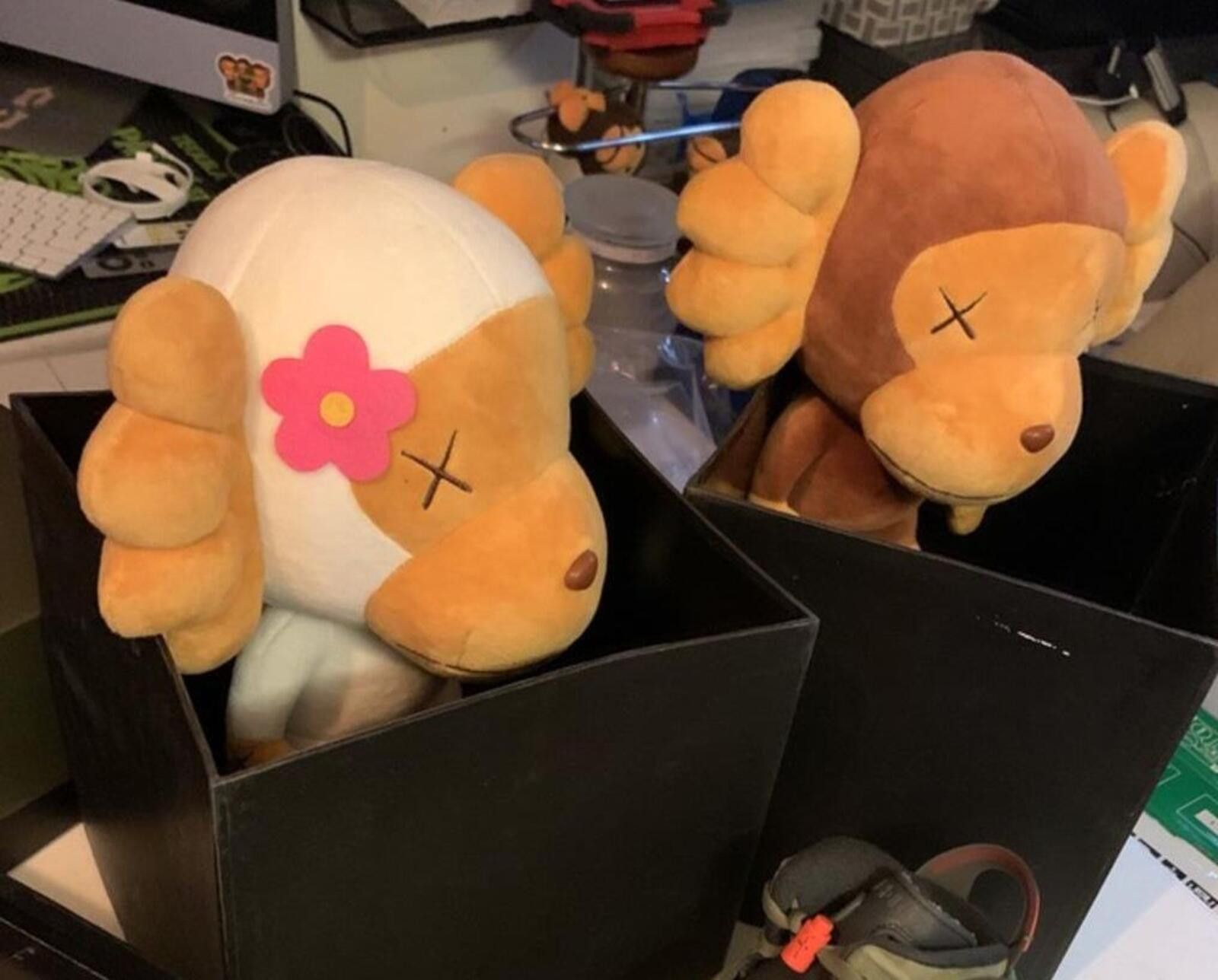 Kaws BAPE x Baby Milo x KAWS Baby Lisa Plush - RARE - VHTF! Size ONE SIZE - 8 Thumbnail