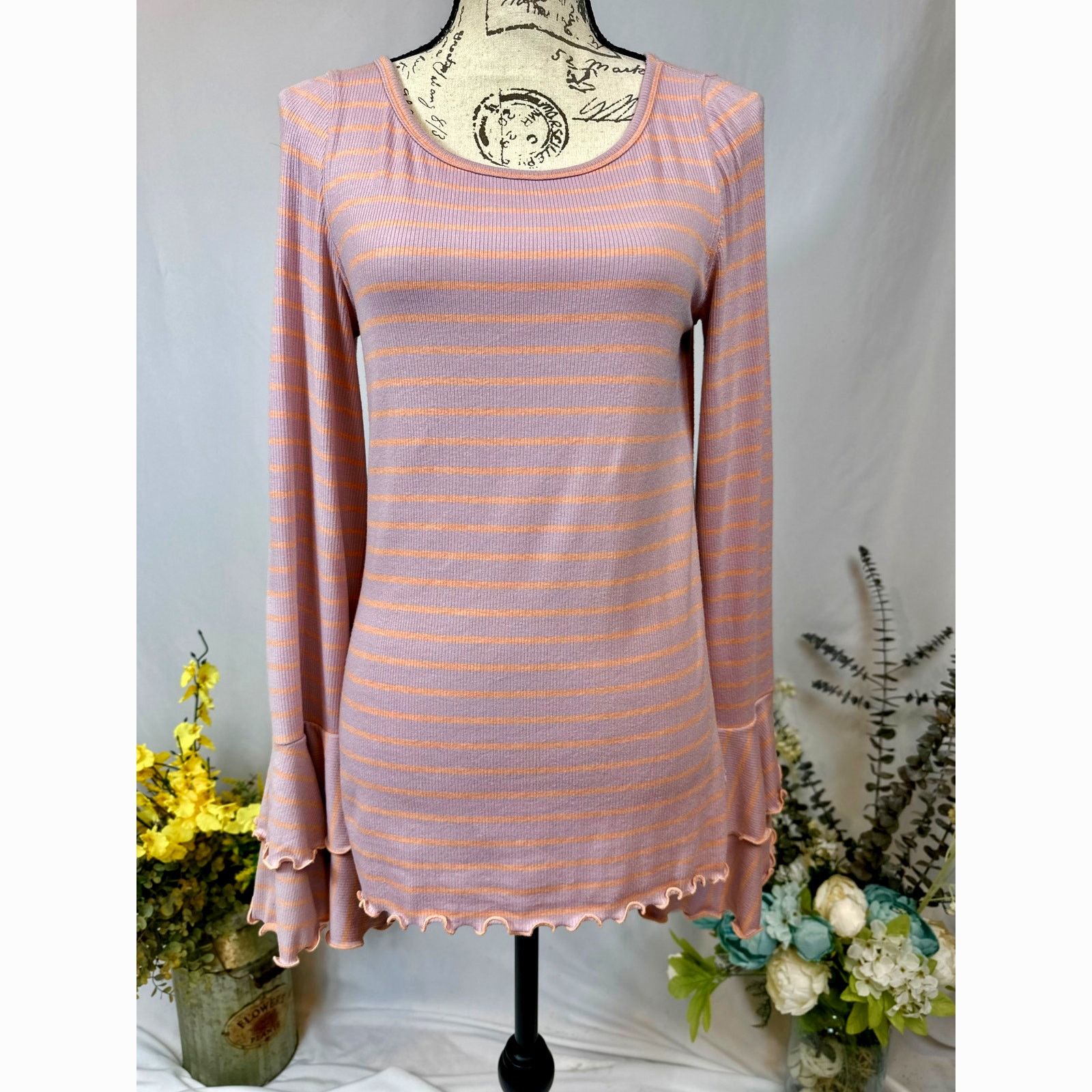 Free People Free People We the Free Good Find Ruffle Cuff Shirt Top L Size L / US 10 / IT 46 - 3 Thumbnail