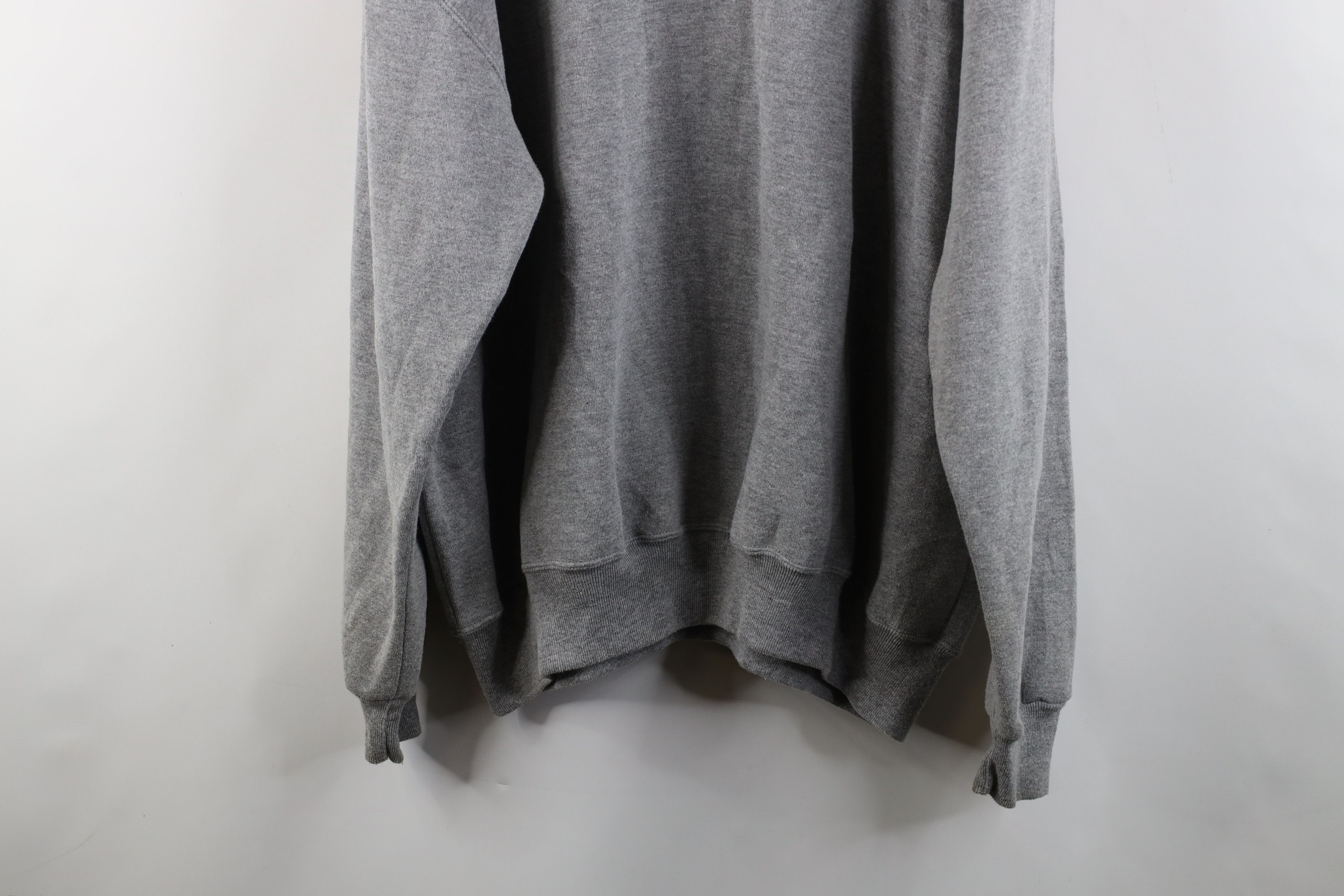 Russell Athletic × Vintage Vintage 90s Russell Athletic Crewneck Sweatshirt Gray USA Size US XXL / EU 58 / 5 - 14 Thumbnail