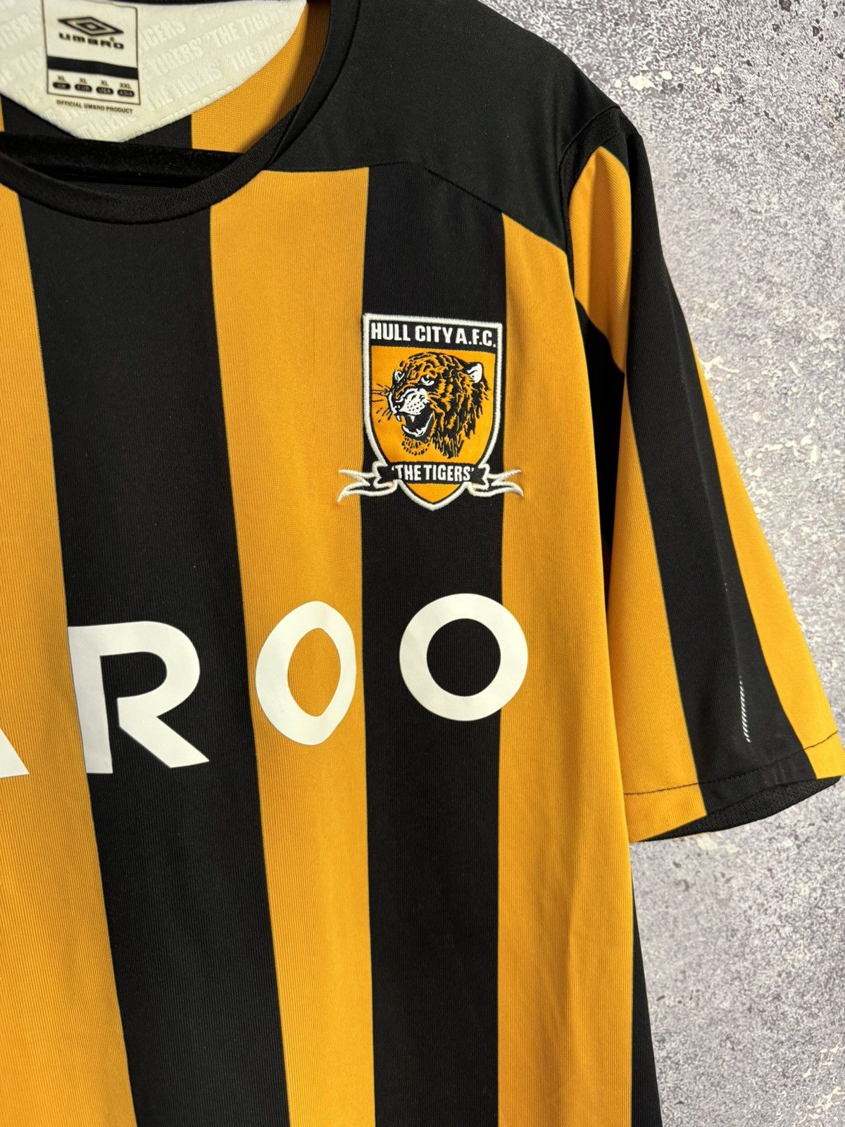 Umbro × Vintage Vintage Hull City AFC 2008/09 Umbro Jersey XL size Size US XL / EU 56 / 4 - 6 Thumbnail