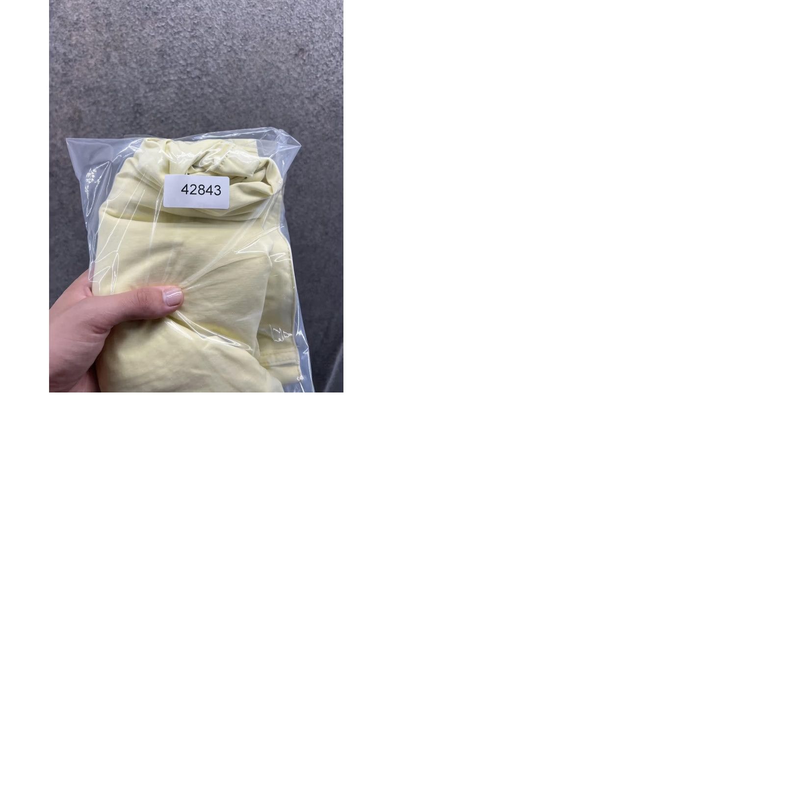 Tommy Bahama Tommy Bahama Shorts Mens 36 Yellow Chino Flat Front 9 Inseam Casual Summer Mens Size US 36 / EU 52 - 9 Thumbnail