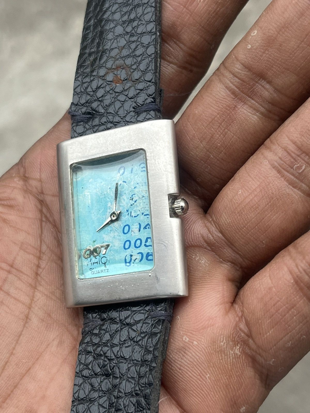 Vintage Vintage 007 Haiqi "James Bond" Tank Watch Blue Dial Y2K Size ONE SIZE - 3 Thumbnail