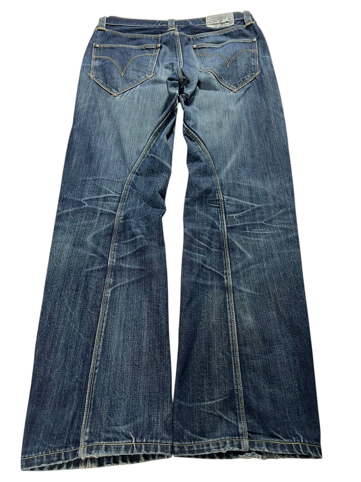 If Six Was Nine × Le Grande Bleu (L.G.B.) × Levi's Vintage Clothing 💥Flare💥 Vintage Levis Engineered Jeans June9 1999 Very Rare Size US 32 / EU 48 - 2 Thumbnail