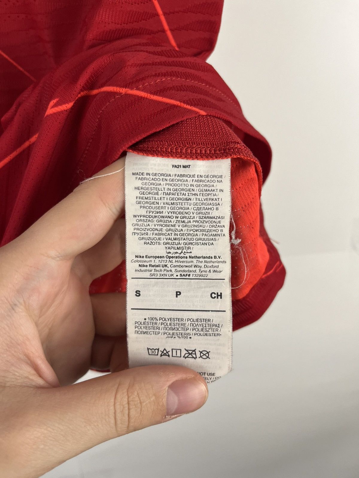 Nike Liverpool Nike 2021/2022 Football Home Jersey #4 Virgil Size US S / EU 44-46 / 1 - 10 Thumbnail
