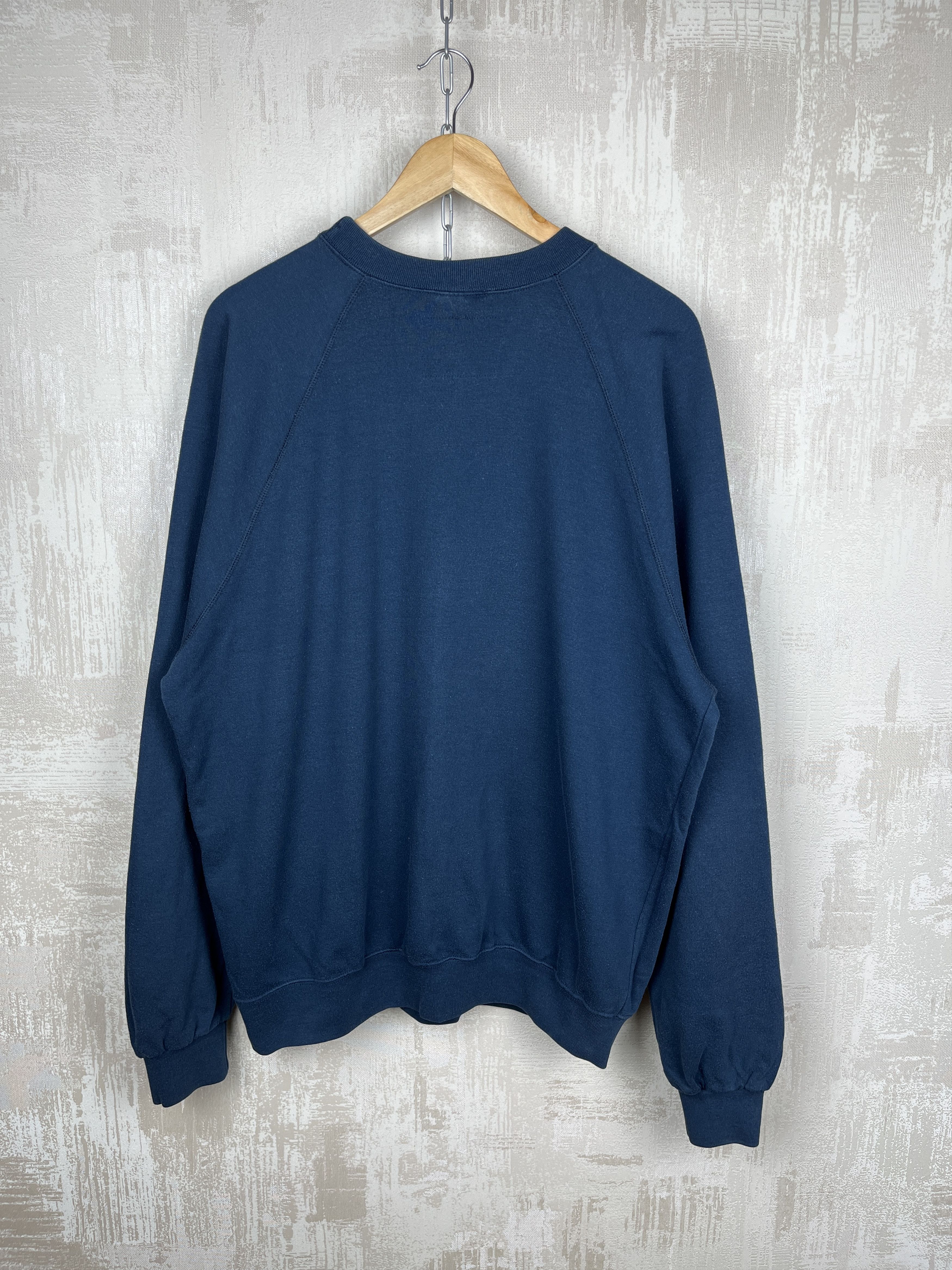 Champion × Vintage Vintage Champion Crew Neck Sweatshirt Size US XL / EU 56 / 4 - 14 Thumbnail