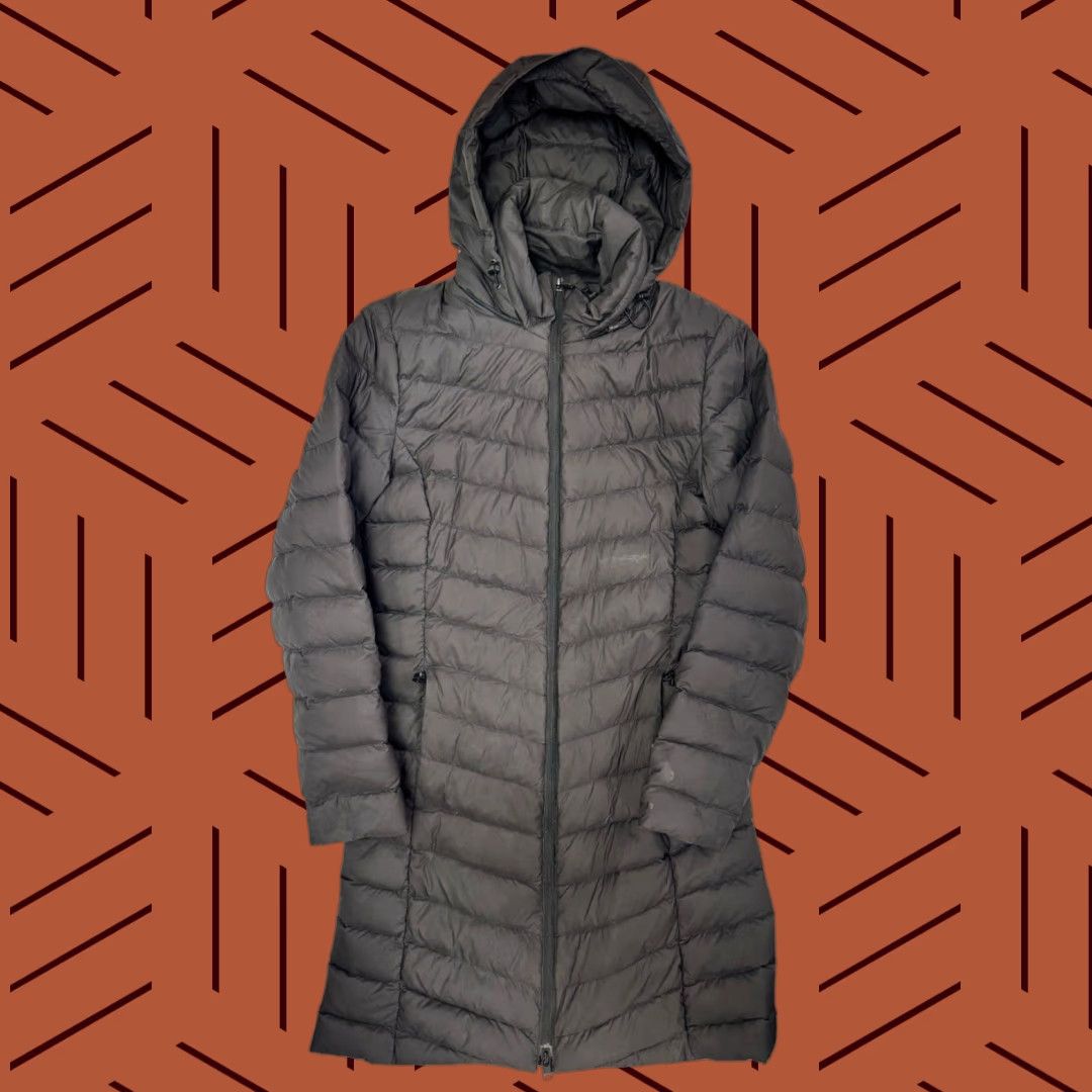 Patagonia Patagonia Silent Down Jacket Women's Sz XS Long Puff Black Hide Hooded Parka Size XS / US 0-2 / IT 36-38 - 1 Thumbnail