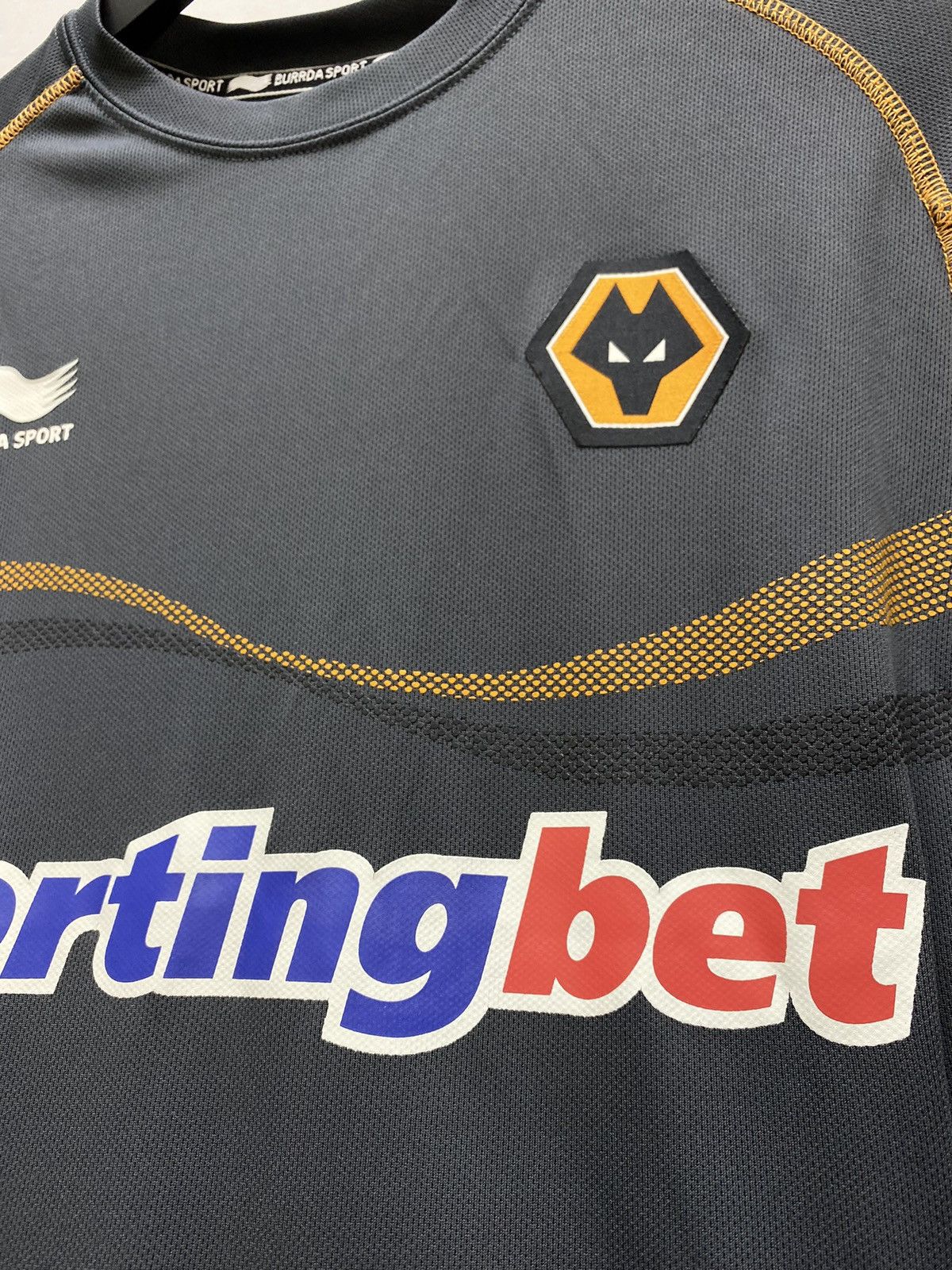 Vintage Wolverhampton 2011/12 Burrda Soccer Jersey Football Training Size US M / EU 48-50 / 2 - 11 Thumbnail