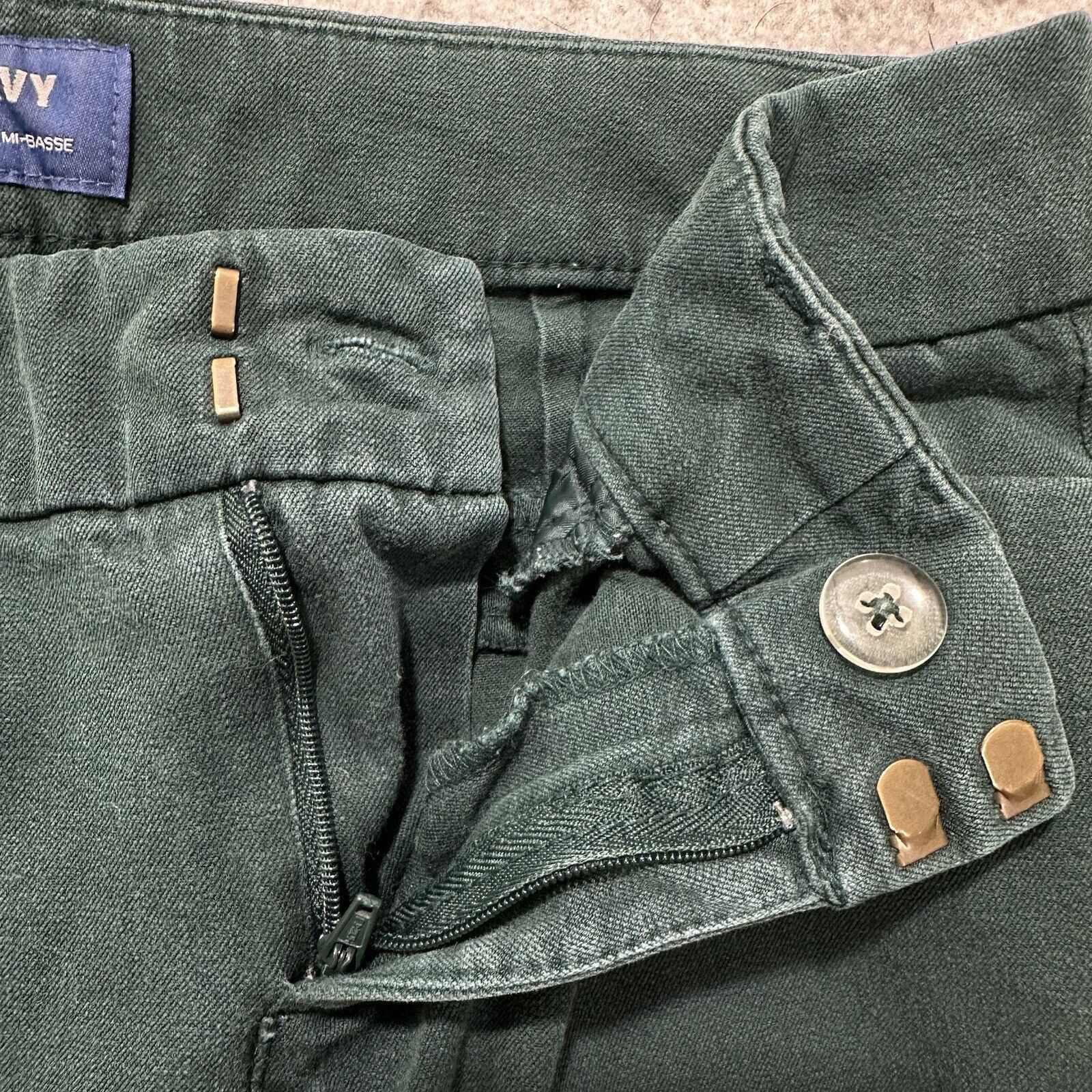 Old Navy Old Navy Pixie 4 Mid Rise Pants Dark Green Stretch (28x24) Size 27" / US 4 / IT 40 - 4 Thumbnail
