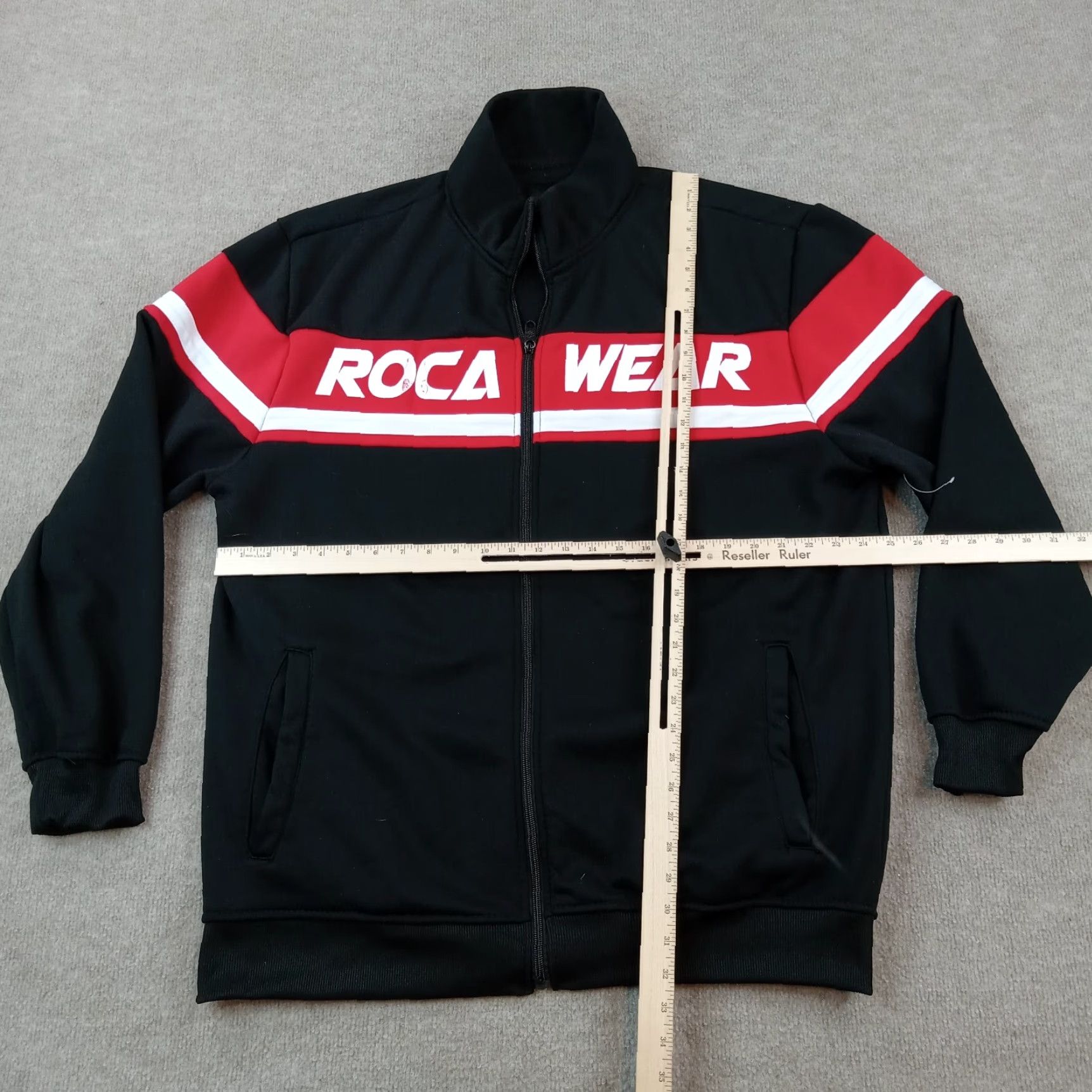 Rocawear Rocawear Sweatshirt Mens 3XL Black Full Zip Mock Neck Zip Pocket Casual - Mens 3XL Rocawear Sweatshirt Full Zip Black Mock Neck Pocket Decade? Size US XXL / EU 58 / 5 - 2 Thumbnail