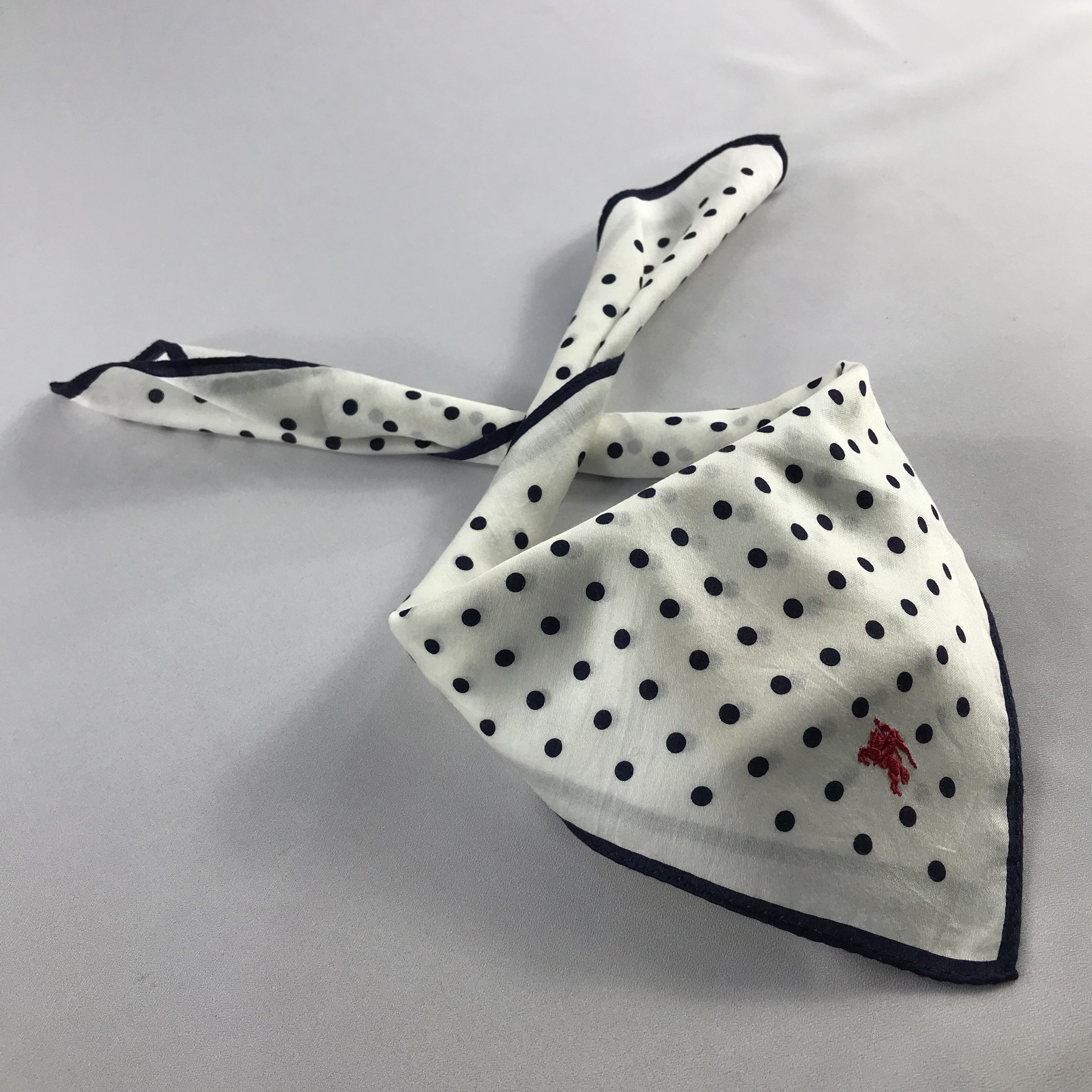 Burberry Burberry Handkerchief / Bandana / Neckerchief C746 Size ONE SIZE - 1 Thumbnail