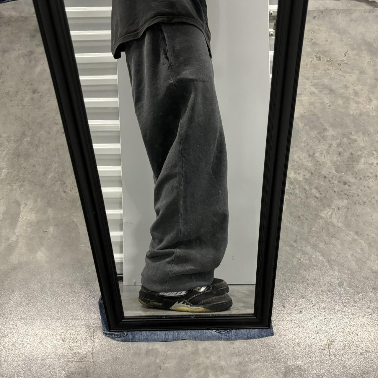 Old Navy × Vintage Crazy Vintage Y2K/2000s Baggy Dark Grey Old Navy Skater Essential Sweatpants! Size US 32 / EU 48 - 2 Thumbnail
