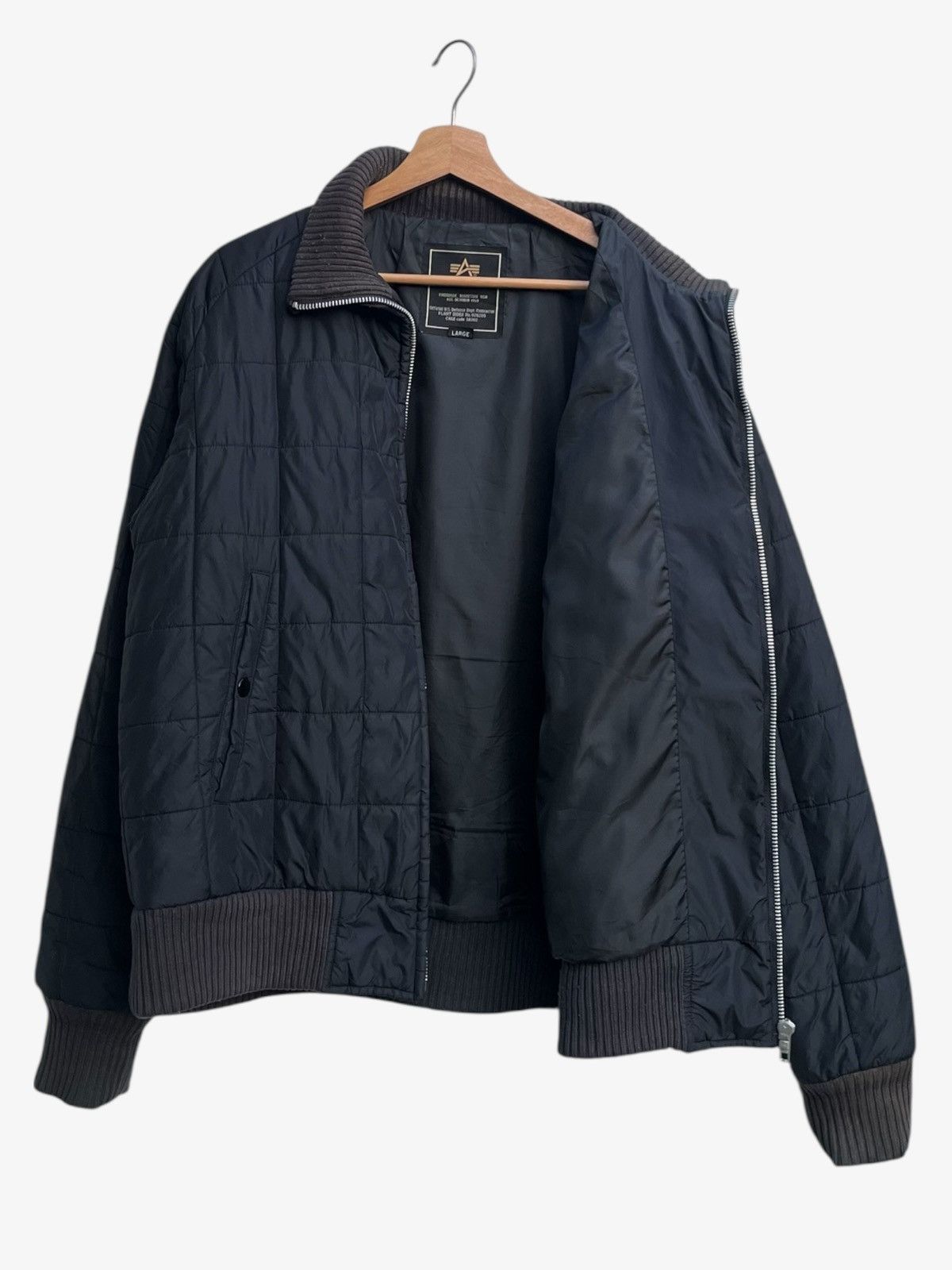 Alpha Industries Alpha Industries Quilted Bomber Jacket Size US L / EU 52-54 / 3 - 2 Thumbnail