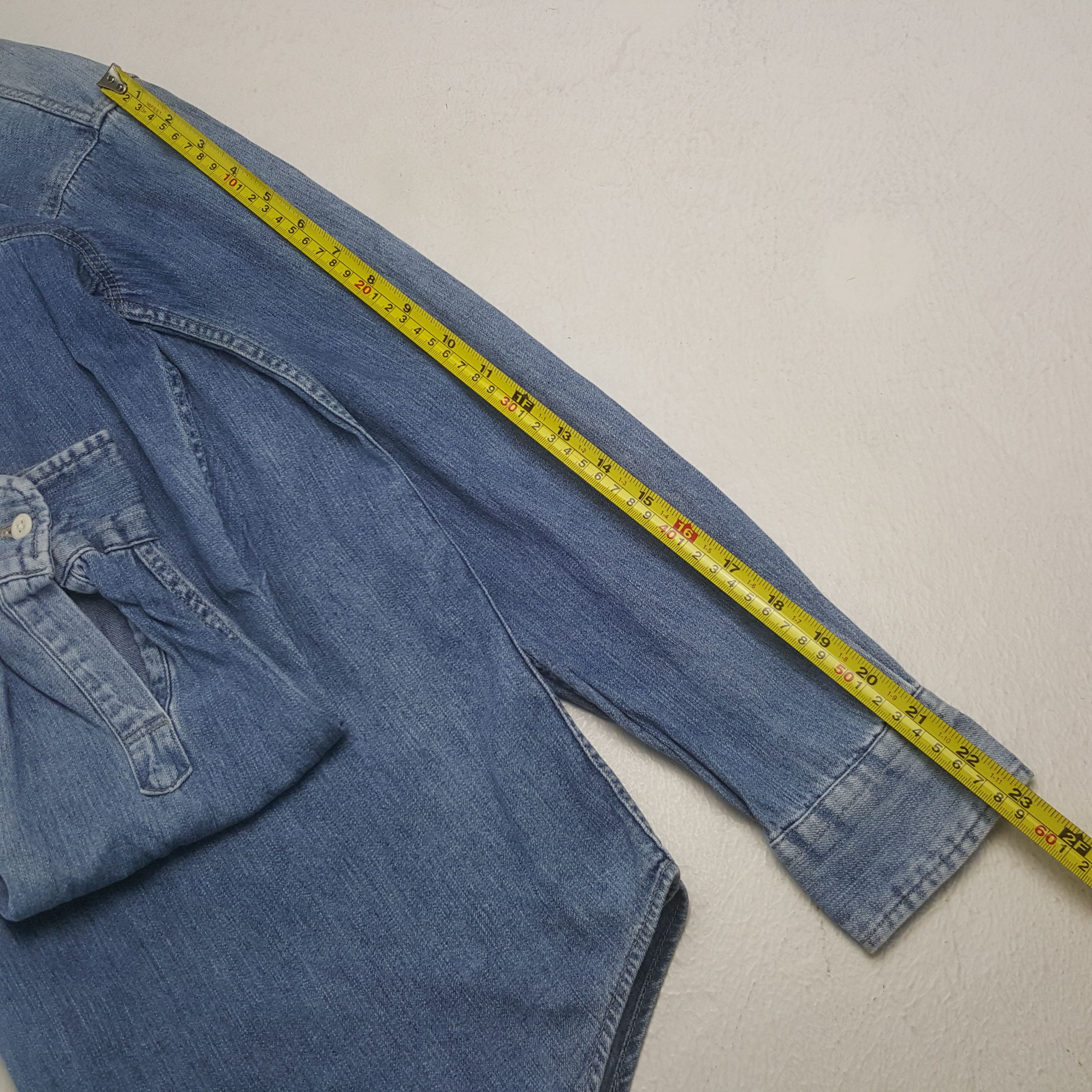 Wrangler Vintage Wrangler American Denim Shirt Button Up C301N68 Size US L / EU 52-54 / 3 - 6 Thumbnail