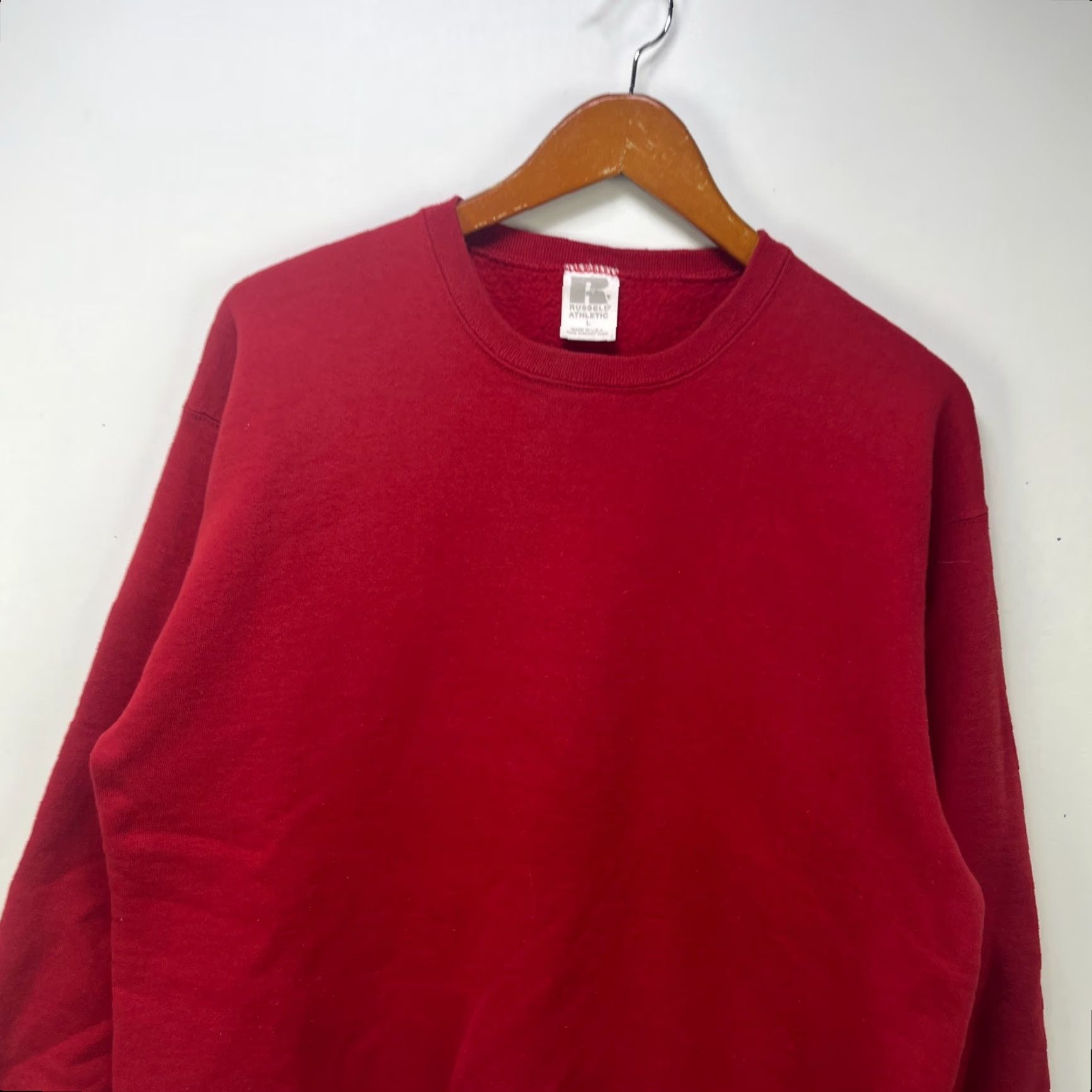 Russell Athletic VINTAGE Russell Athletic Sweatshirt Red L 90s Mens Hoodie Pullover Crew Neck Long Sleeve Cotton All Seasons Vintage 90s Theme 90s Way Size US L / EU 52-54 / 3 - 2 Thumbnail