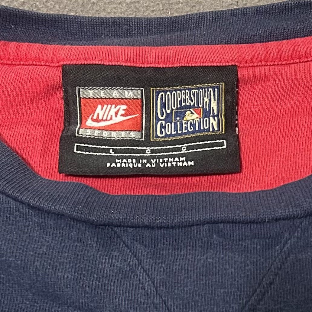 MLB × Nike × Vintage Vintage Nike White Sox Cooperstown Collection T-Shirt Sz L Size US L / EU 52-54 / 3 - 9 Thumbnail