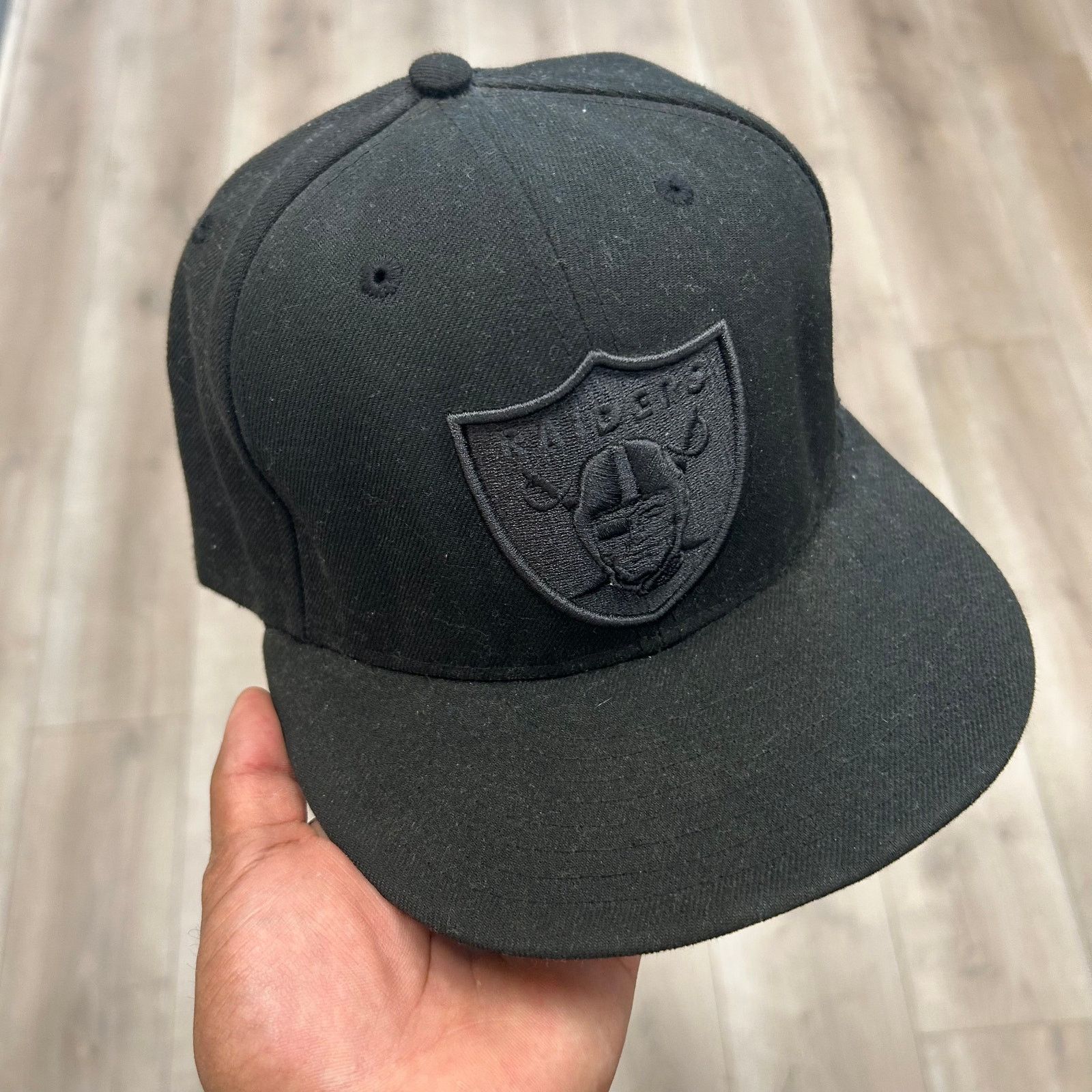New Era Oakland Raiders New Era NFL Black Fitted Hat Cap size 7 1/4 Size ONE SIZE - 1 Thumbnail