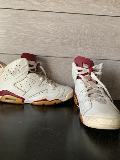 Jordan Brand Retro Jordan 6 Maroon and White Size US 10 / EU 43 - 1 Thumbnail
