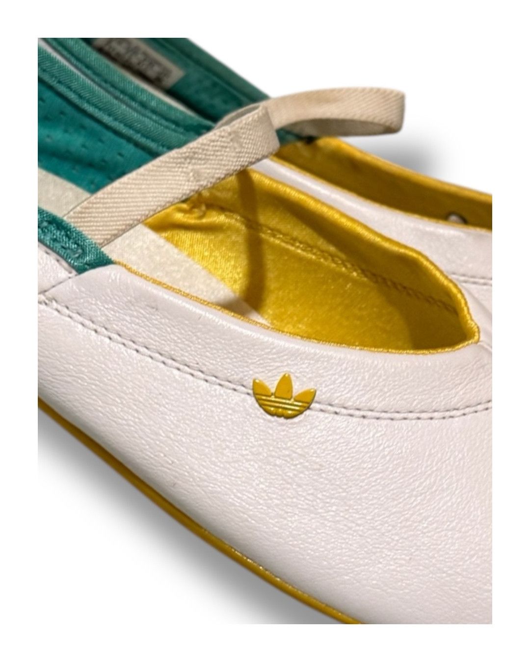 Adidas Iconic Adidas Vintage Ballet Flats Sneakers White 00s Size US 9 / IT 39 - 5 Thumbnail