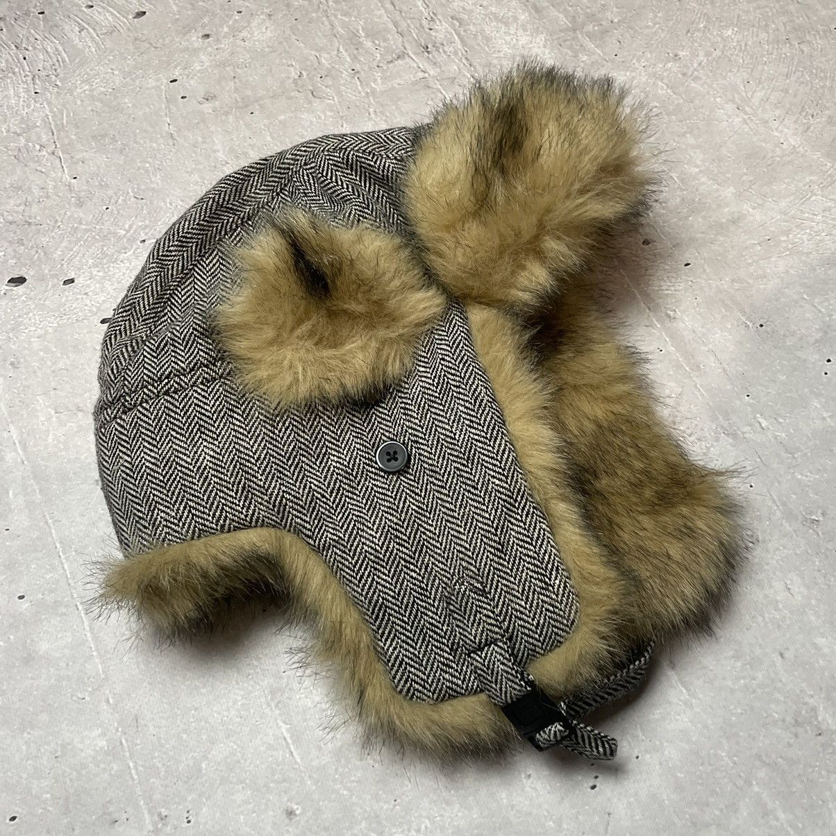 Vintage Vintage Hat Ushanka Mohair Fuzzy Y2K Cap Size ONE SIZE - 5 Thumbnail