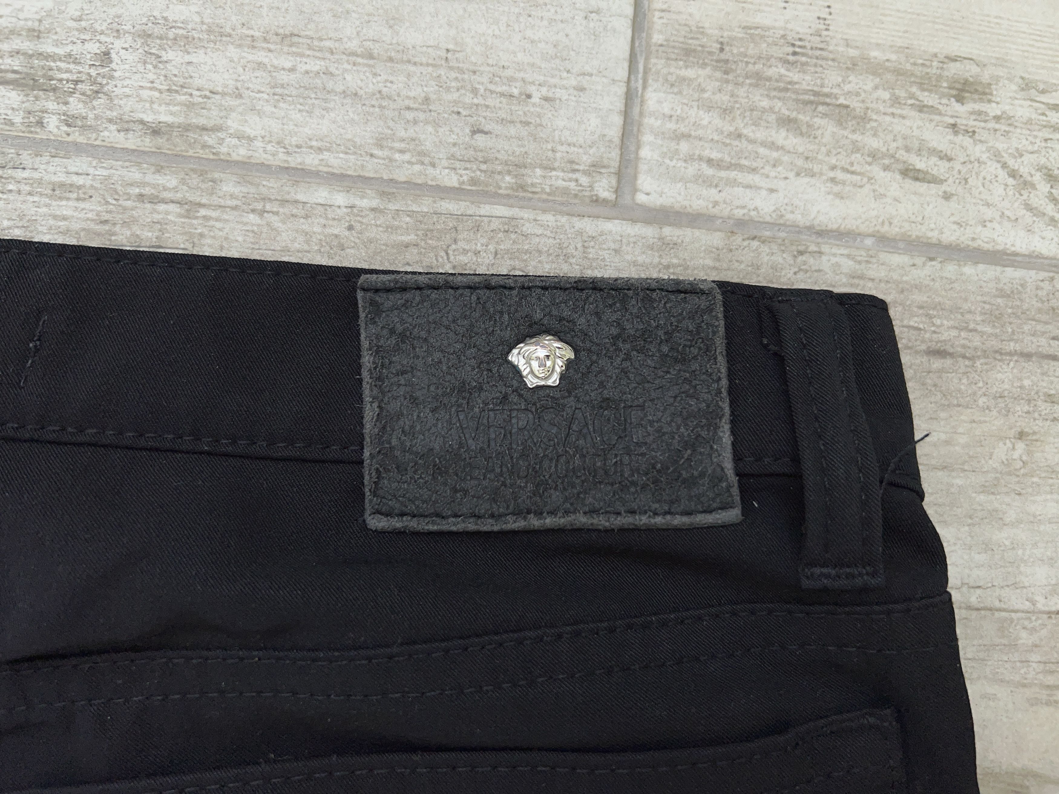 Versace × Versace Jeans Couture × Vintage Black Jeans Pants Trousers Polyester Size 30 44 Size 30" / US 8 / IT 44 - 4 Thumbnail