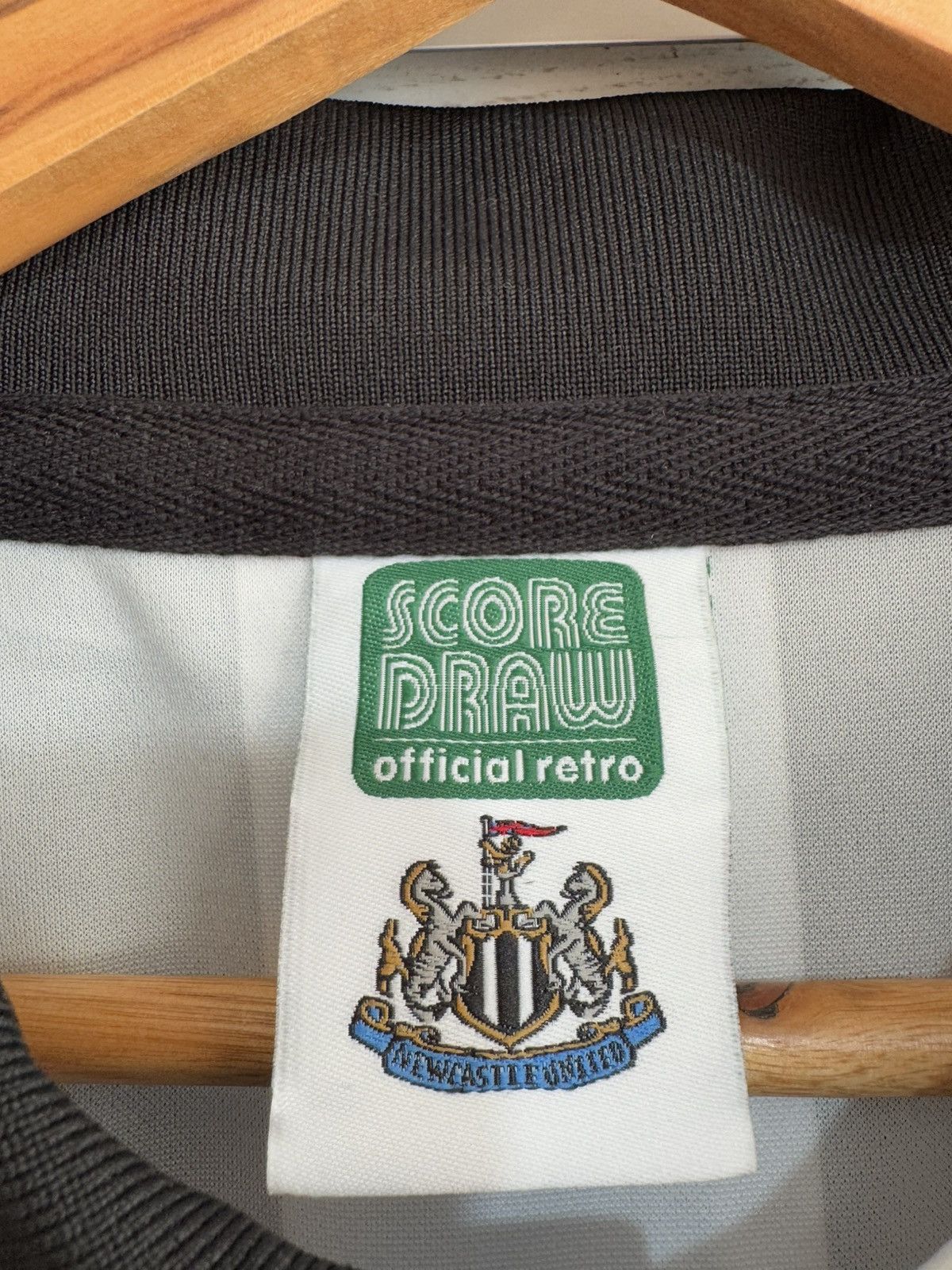 Vintage Vintage Newcastle United 1994-1995 Score Draw Soccer Jersey Size US L / EU 52-54 / 3 - 7 Thumbnail