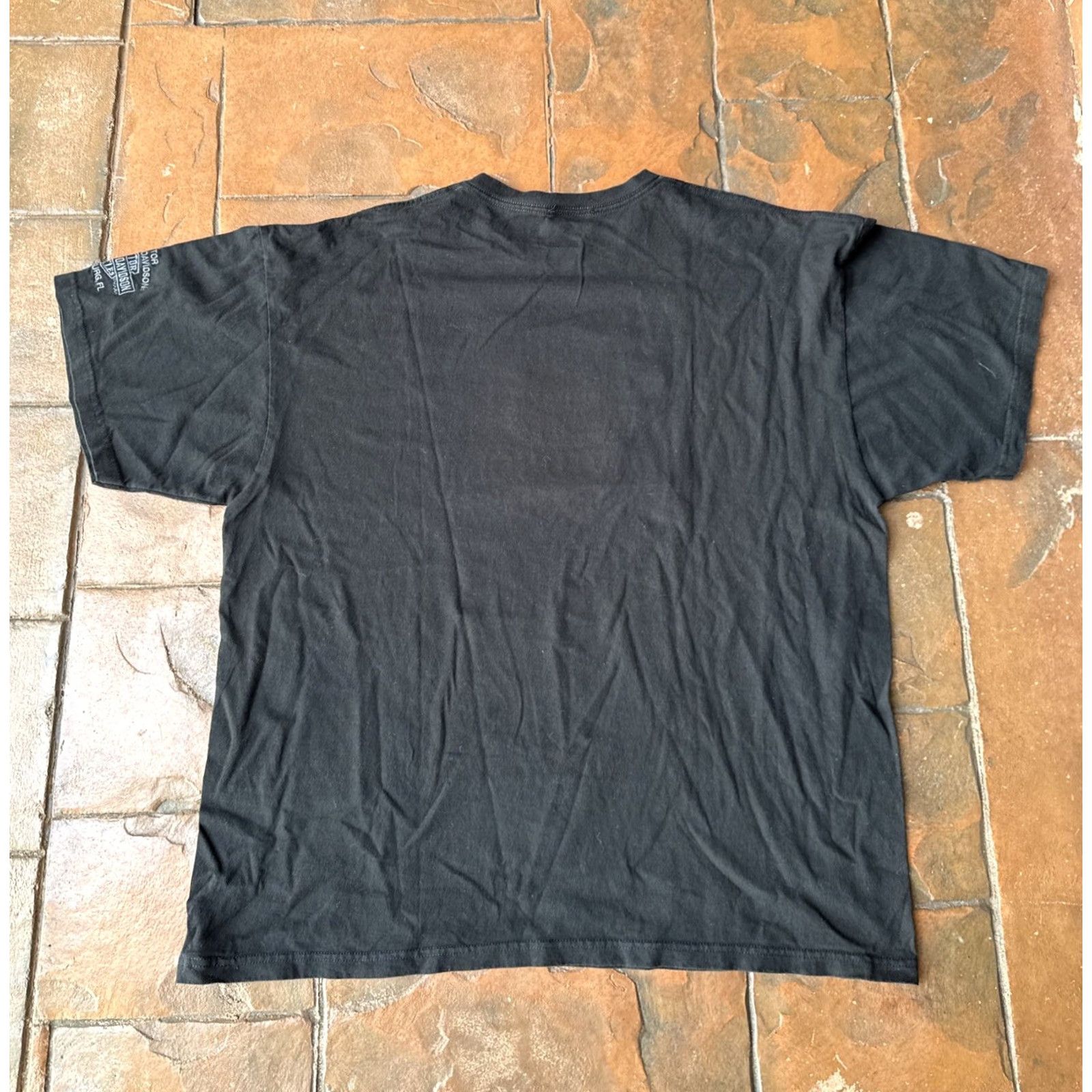 Harley Davidson VINTAGE Harley-Davidson Skull Embroidered T-Shirt 2XL Men Black Knit Cotton Short Sleeve Crew Neck Biker Grunge Logo Graphic Print Size US XXL / EU 58 / 5 - 3 Thumbnail