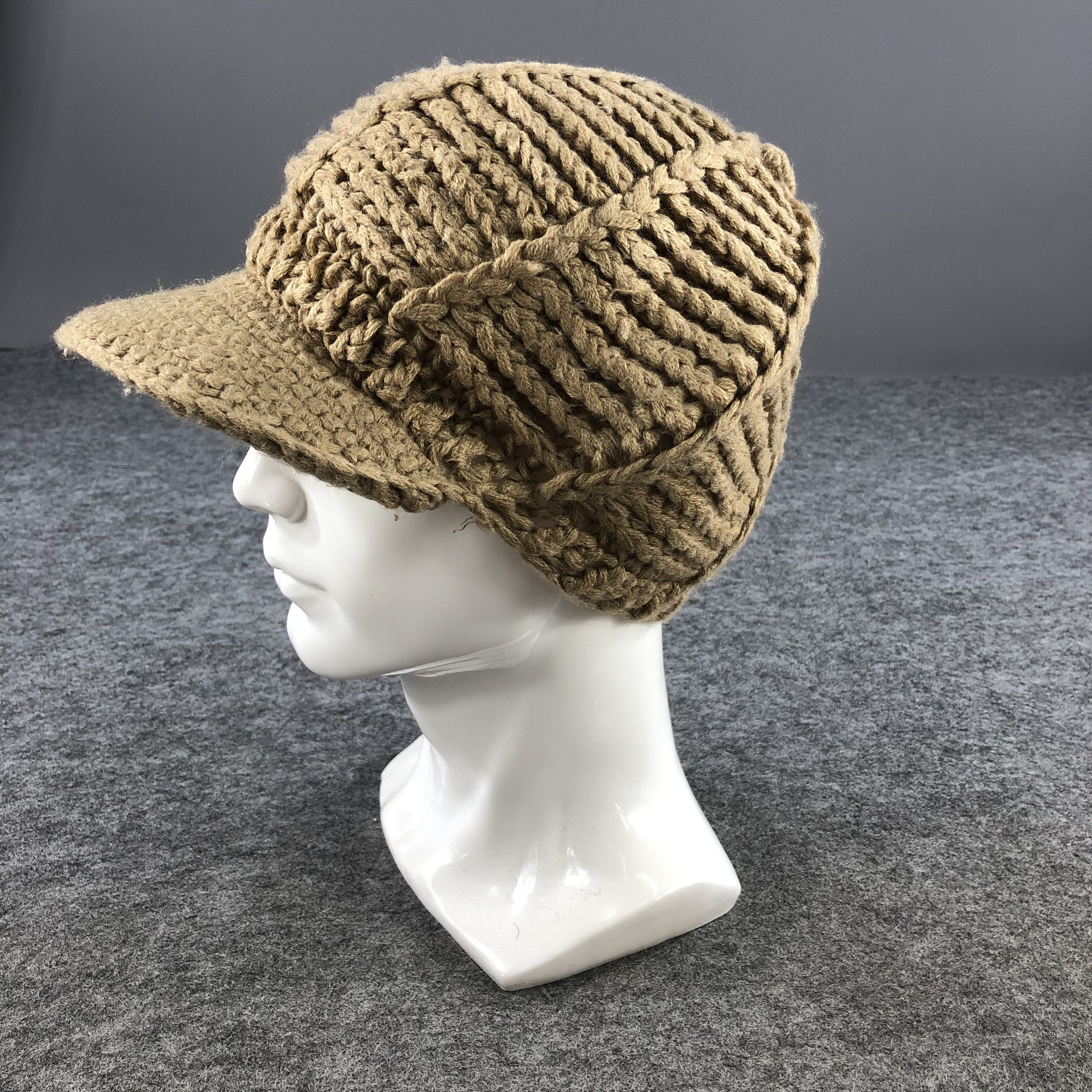 Knitted Zucca Beanie Snowcap Snow Hat Winter Hat B405
