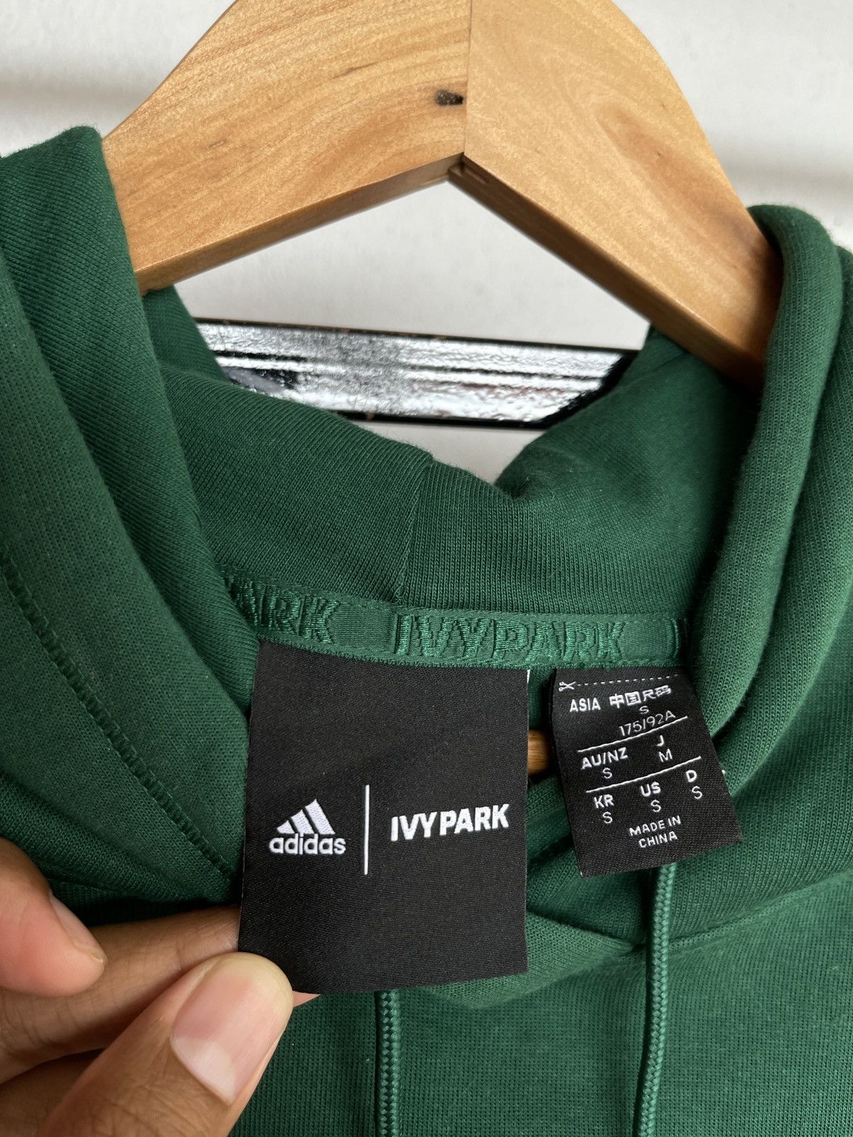 Adidas Adidas Ivy Park Hoodie Cargo Sweatpants Size US M / EU 48-50 / 2 - 4 Thumbnail