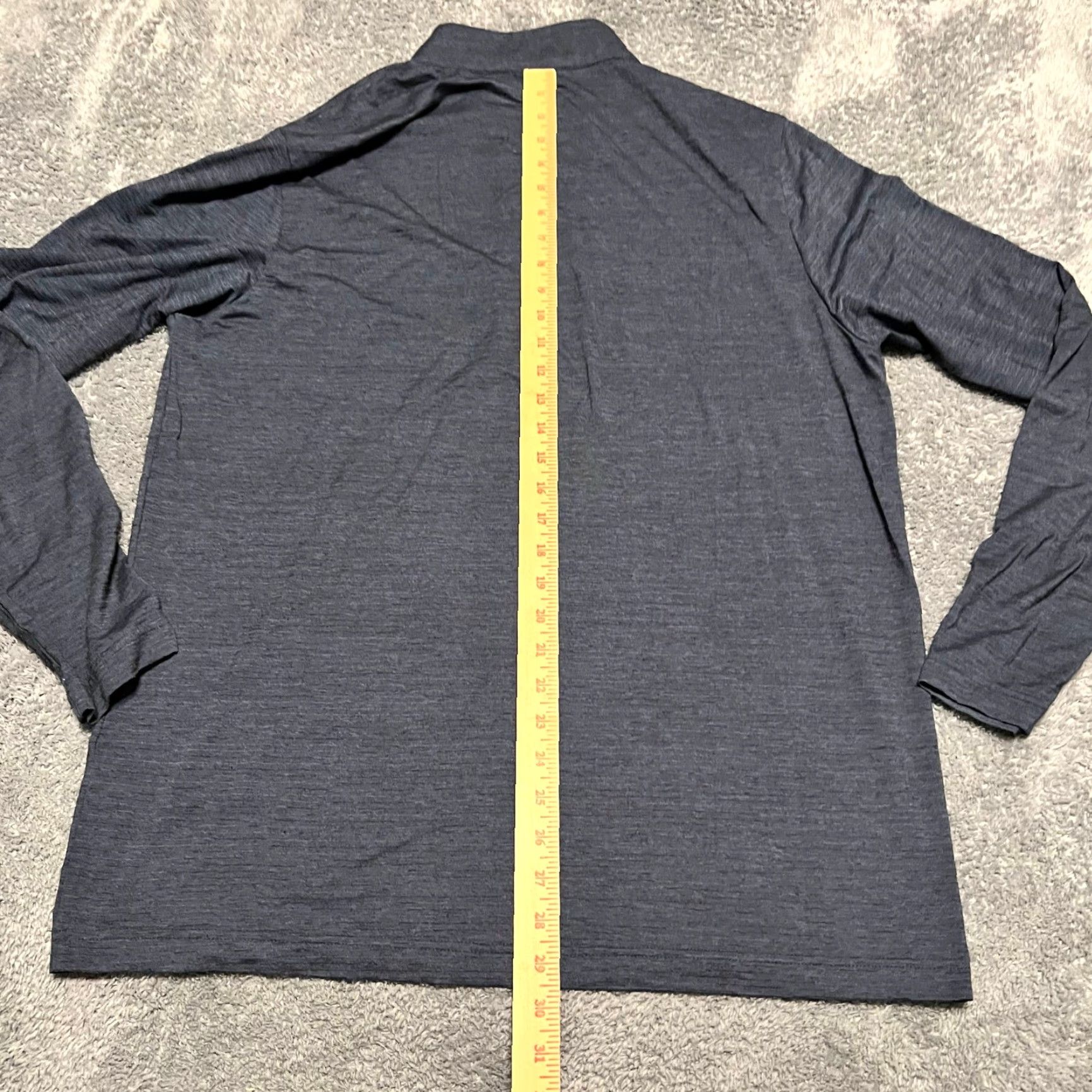 TravisMathew Travis Mathew Shirt Mens Large Blue Quarter Zip Golf Long Sleeve Performance Shirt Mens Large Blue Quarter Zip Golf Long Sleeve Performance Size US L / EU 52-54 / 3 - 6 Thumbnail
