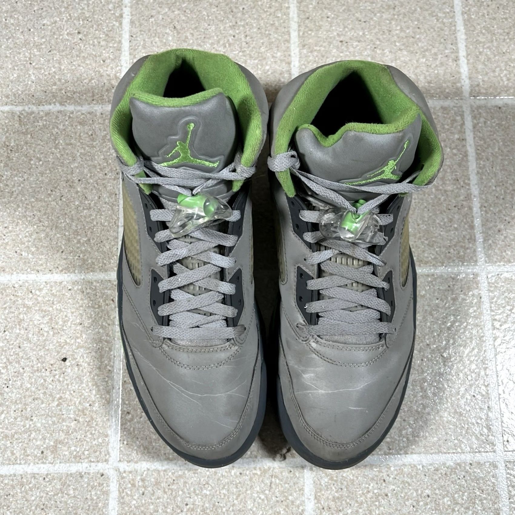Jordan Brand Nike Air Jordan 5 V Retro DM9014-003 Men’s Size 12 Sneaker Gray Retro Jordan 5 V 3M DM9014-003 Mens Shoes Size US 12 / EU 45 - 3 Thumbnail