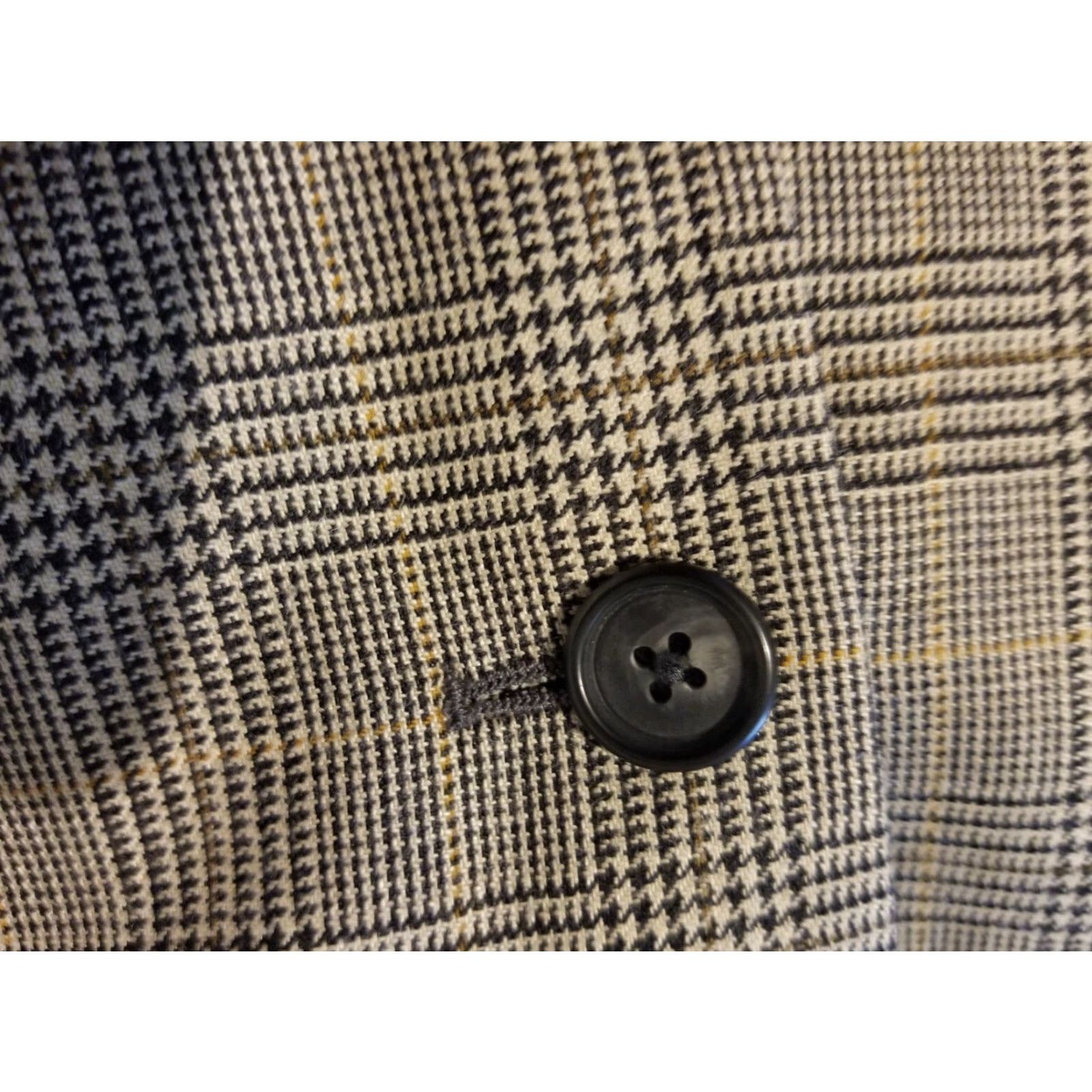 Brooks Brothers VINTAGE Brooks Brothers Silk Wool 3-in-1 Jacket Blazer Mens 42R Gray Silk Wool Lining Wool 3-in-1 Jacket Brooks Brothers Blazer Mens 42R Gray Size 42R - 2 Thumbnail