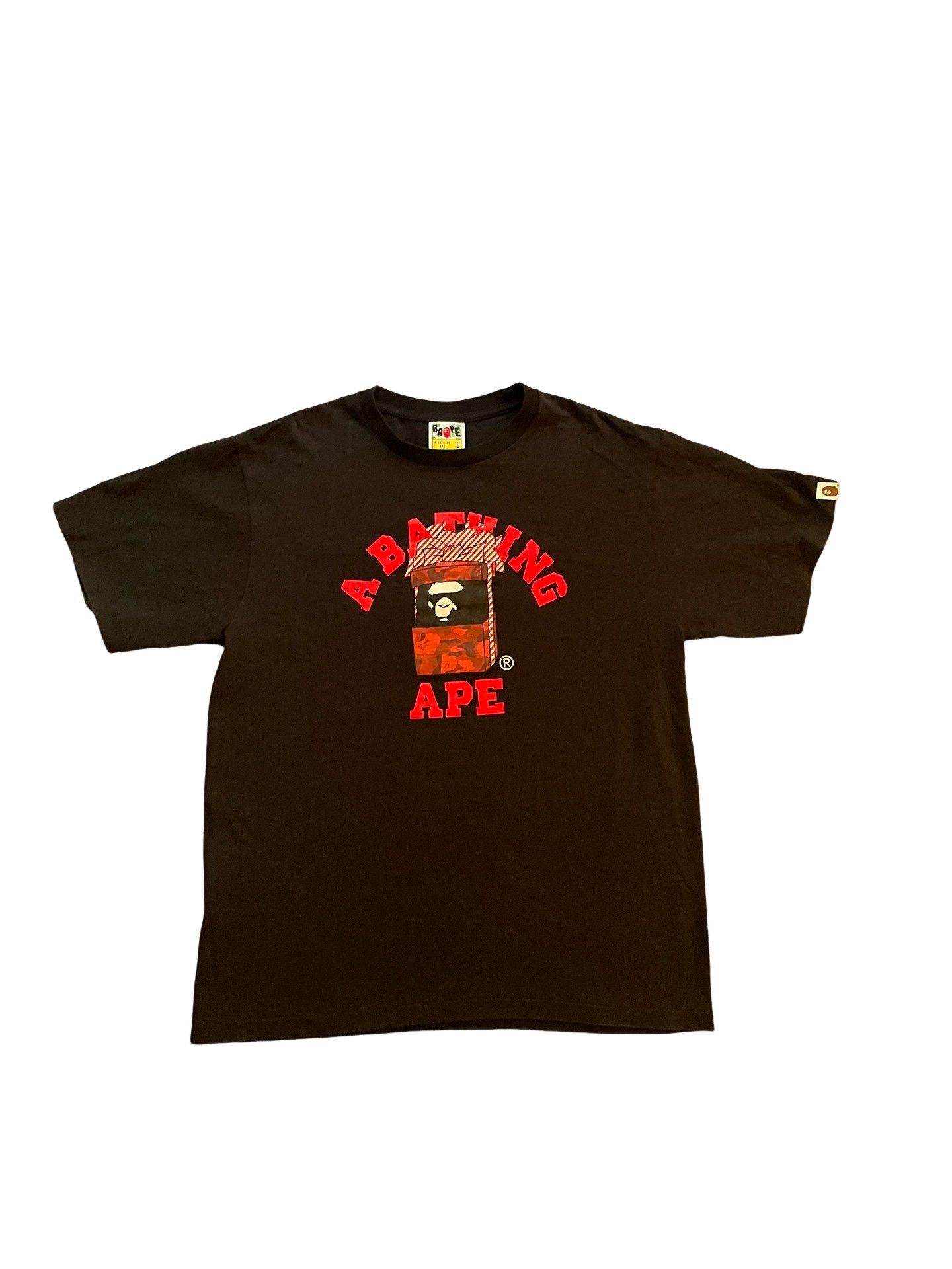 Bape A Bathing Ape Gift Box Graphic T-Shirt Size L Size US L / EU 52-54 / 3 - 1 Thumbnail