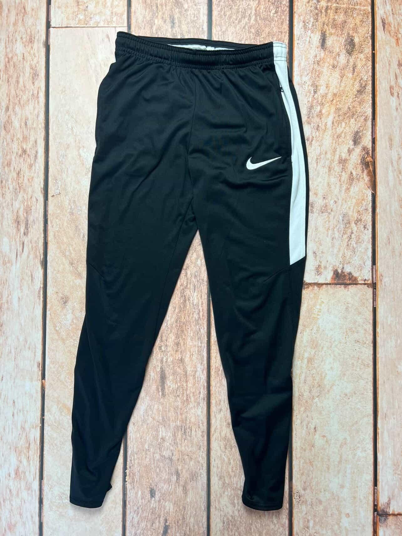 Nike Nike sweatpants size S Size US 30 / EU 46 - 1 Thumbnail